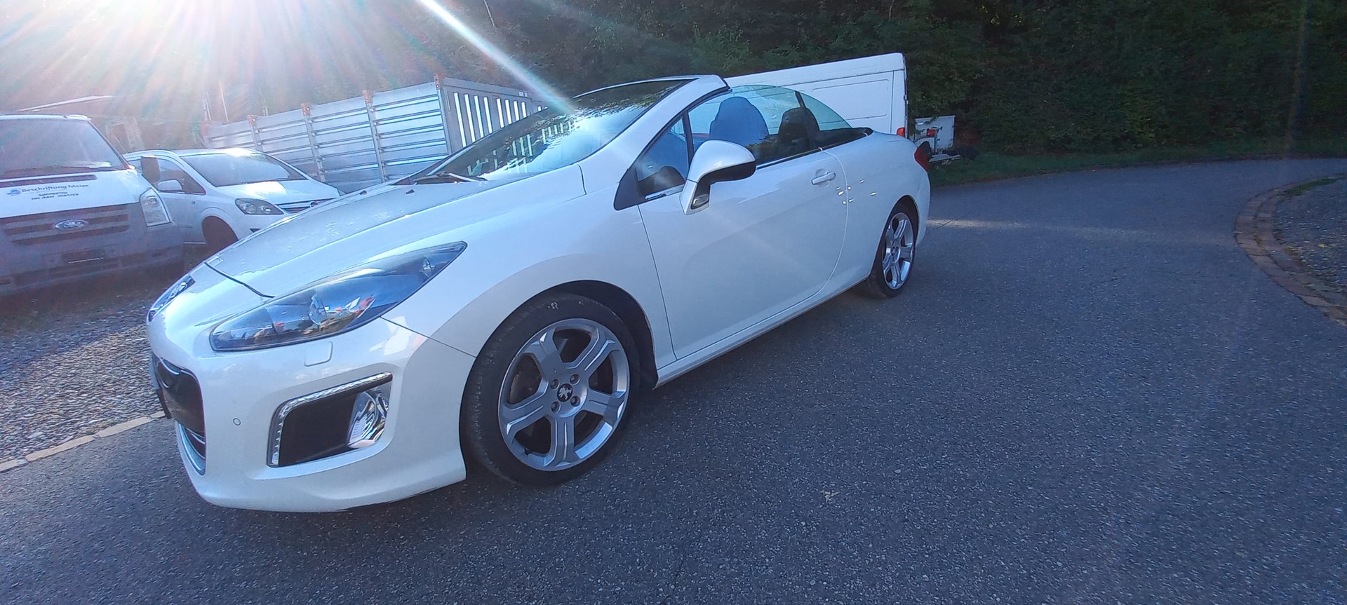 PEUGEOT 308 CC 1.6 16V Turbo R.Garros-image-2