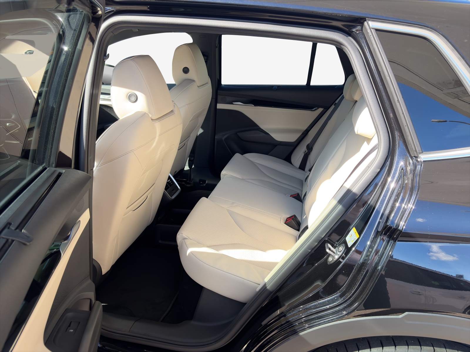 SKODA Elroq 85x Selection 4x4-image-10