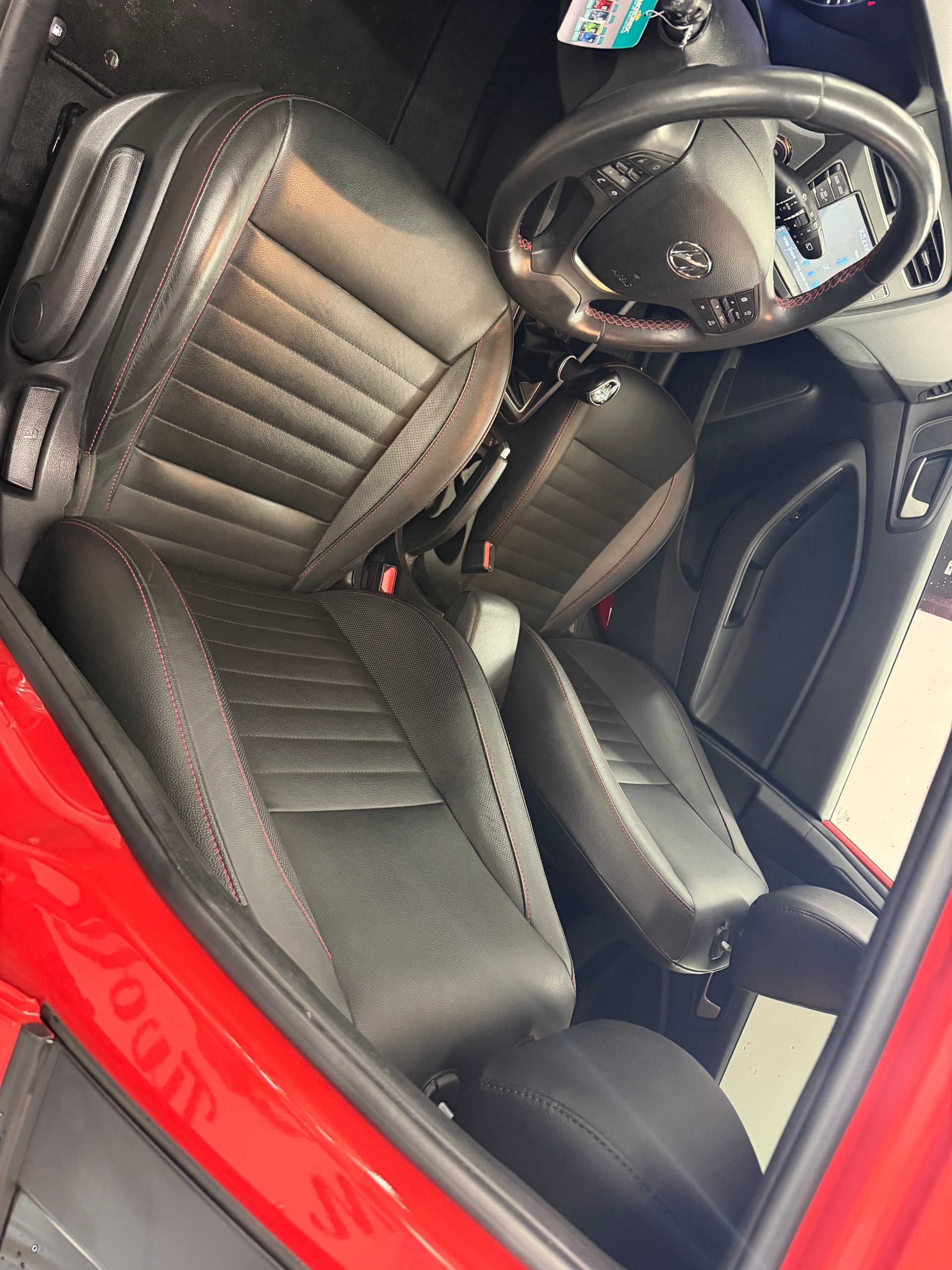HYUNDAI i20 1.0 T-GDi Vertex-image-6