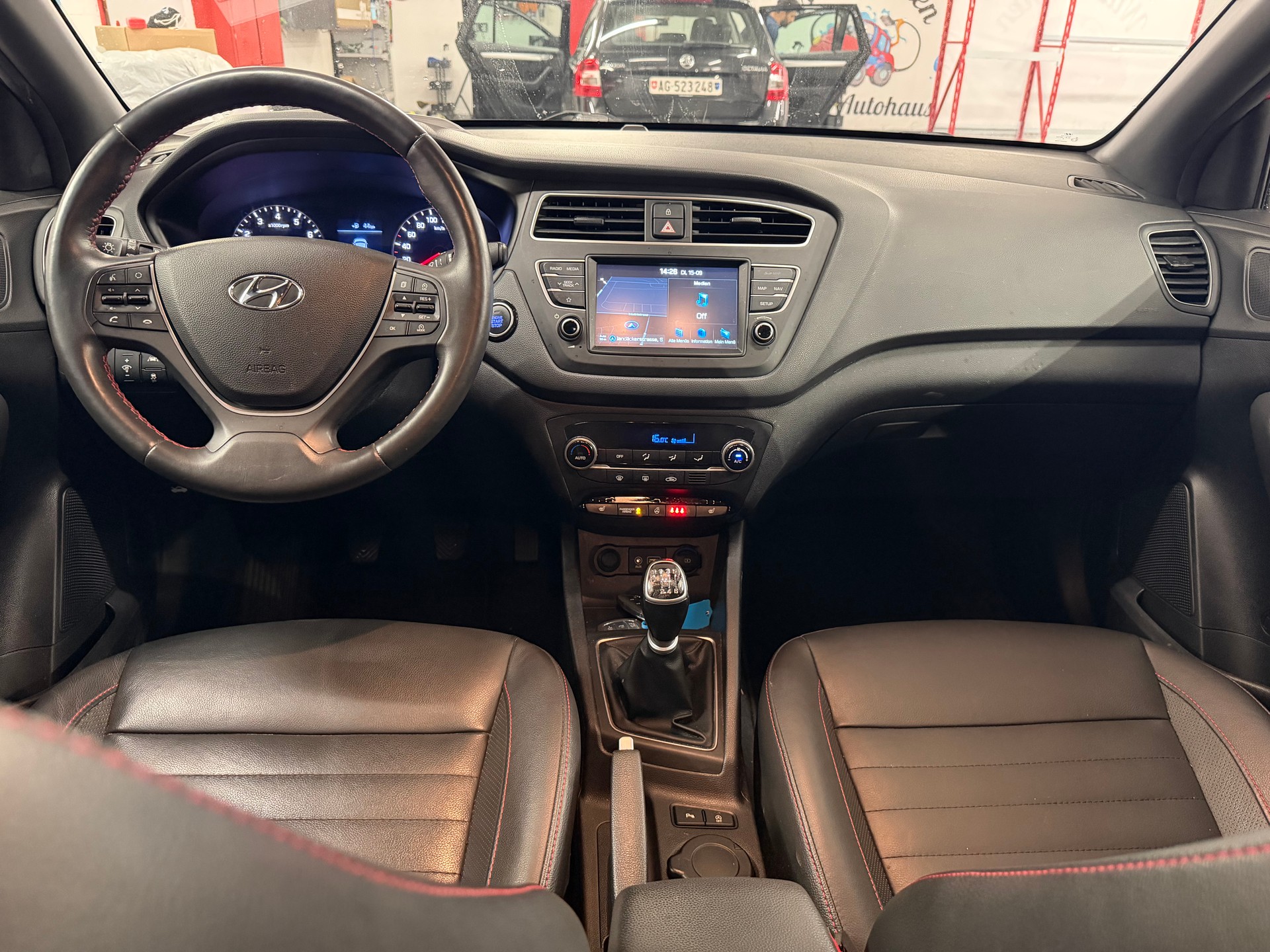 HYUNDAI i20 1.0 T-GDi Vertex-image-11