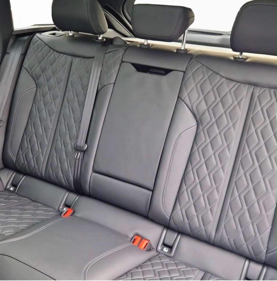 AUDI A6 Avant TFSI quattro 270 kW S tronic-image-7