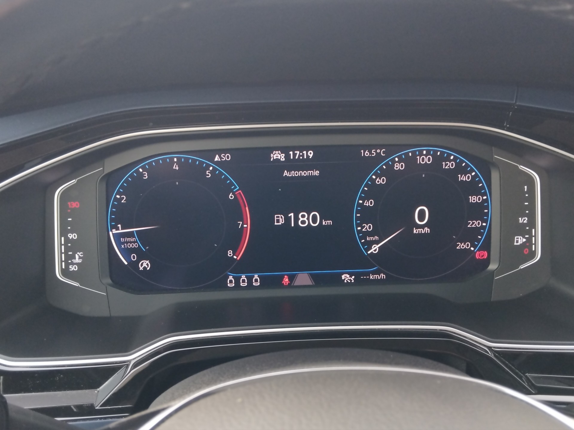 VW Polo 1.0 BMT United-image-10