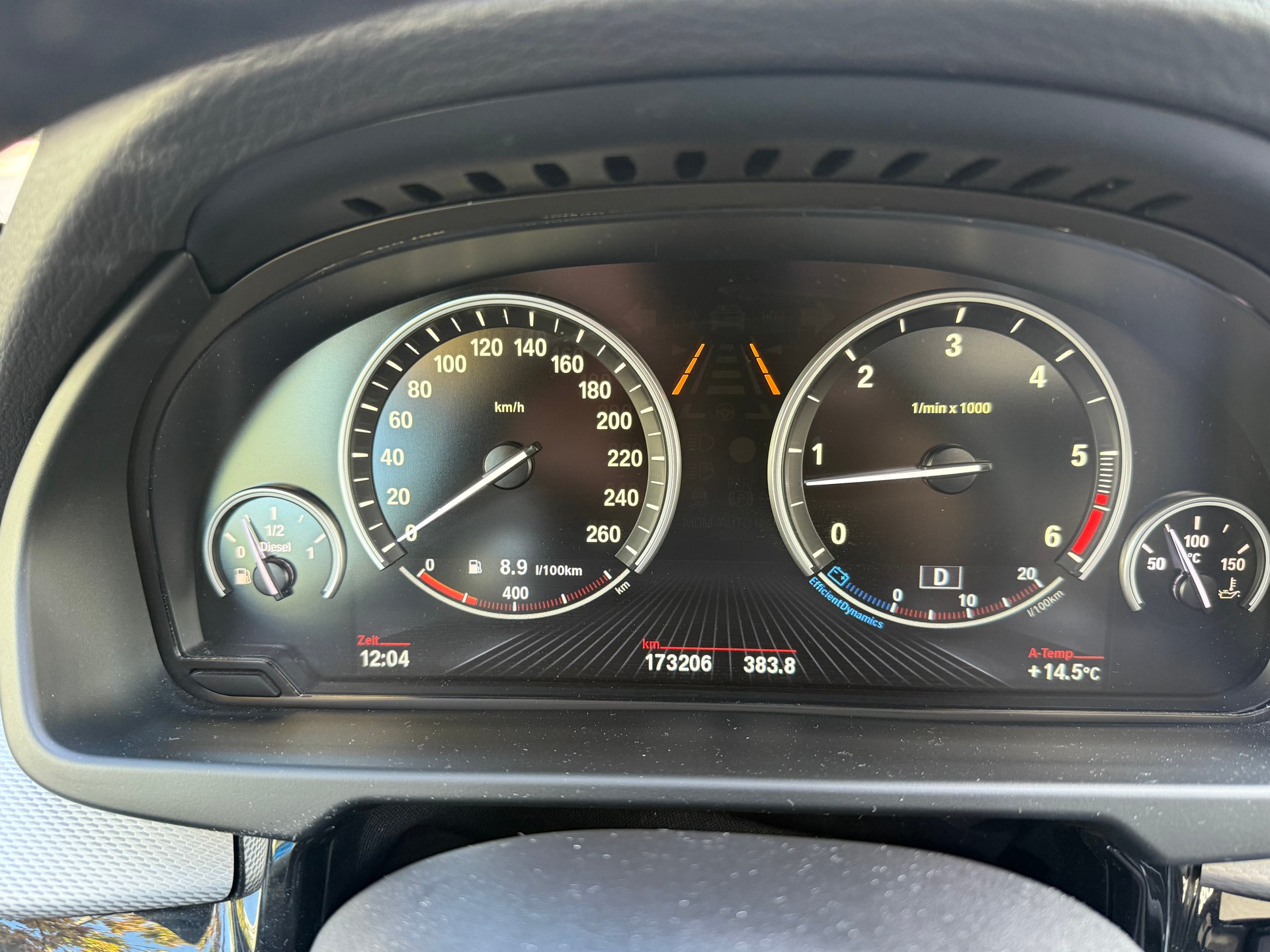 BMW X5 xDrive 30d Steptronic-image-12