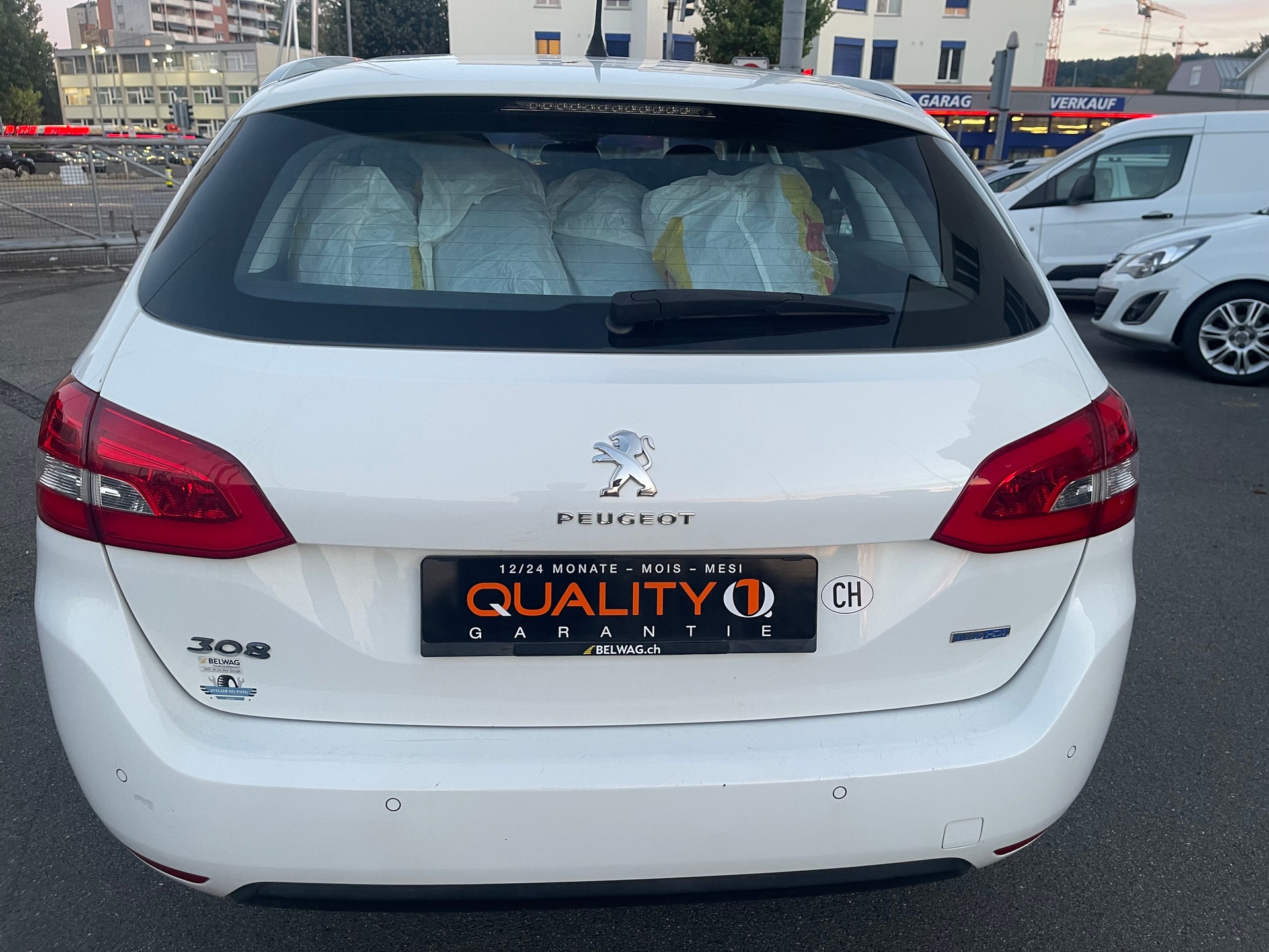 PEUGEOT 308 SW 1.6 BlueHDI Allure-image-5