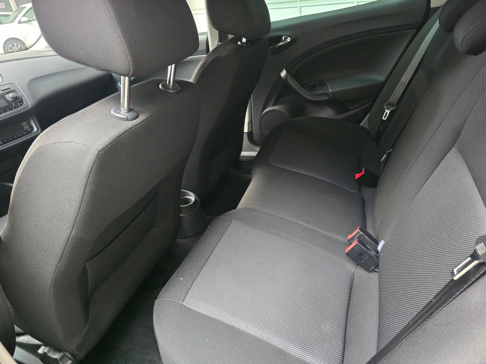 SEAT Ibiza 1.4 Sport-image-5