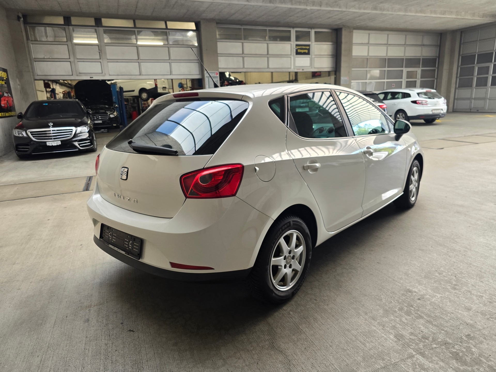 SEAT Ibiza 1.4 Sport-image-2