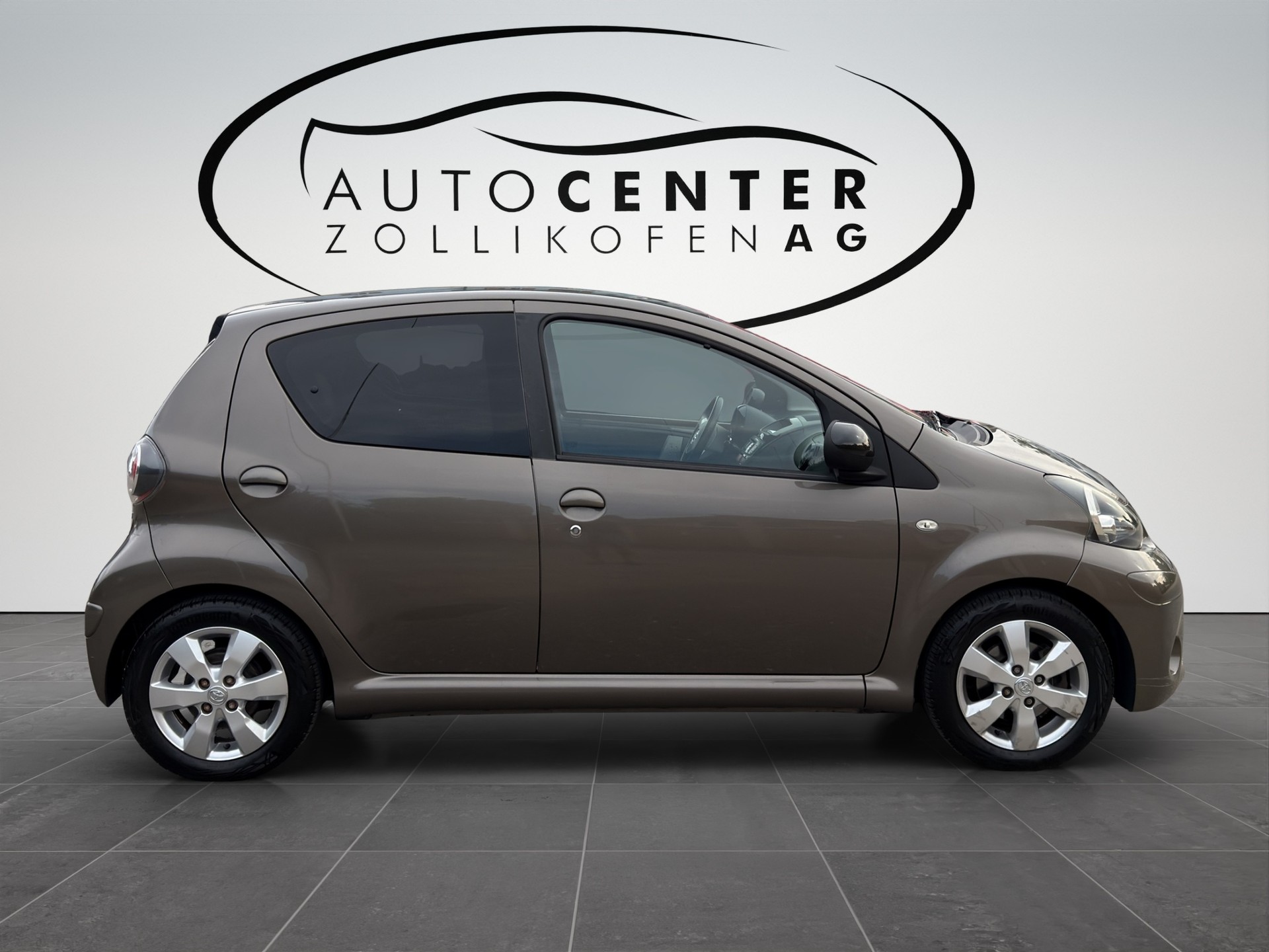 TOYOTA Aygo 1.0 VVT-i Luna-image-4