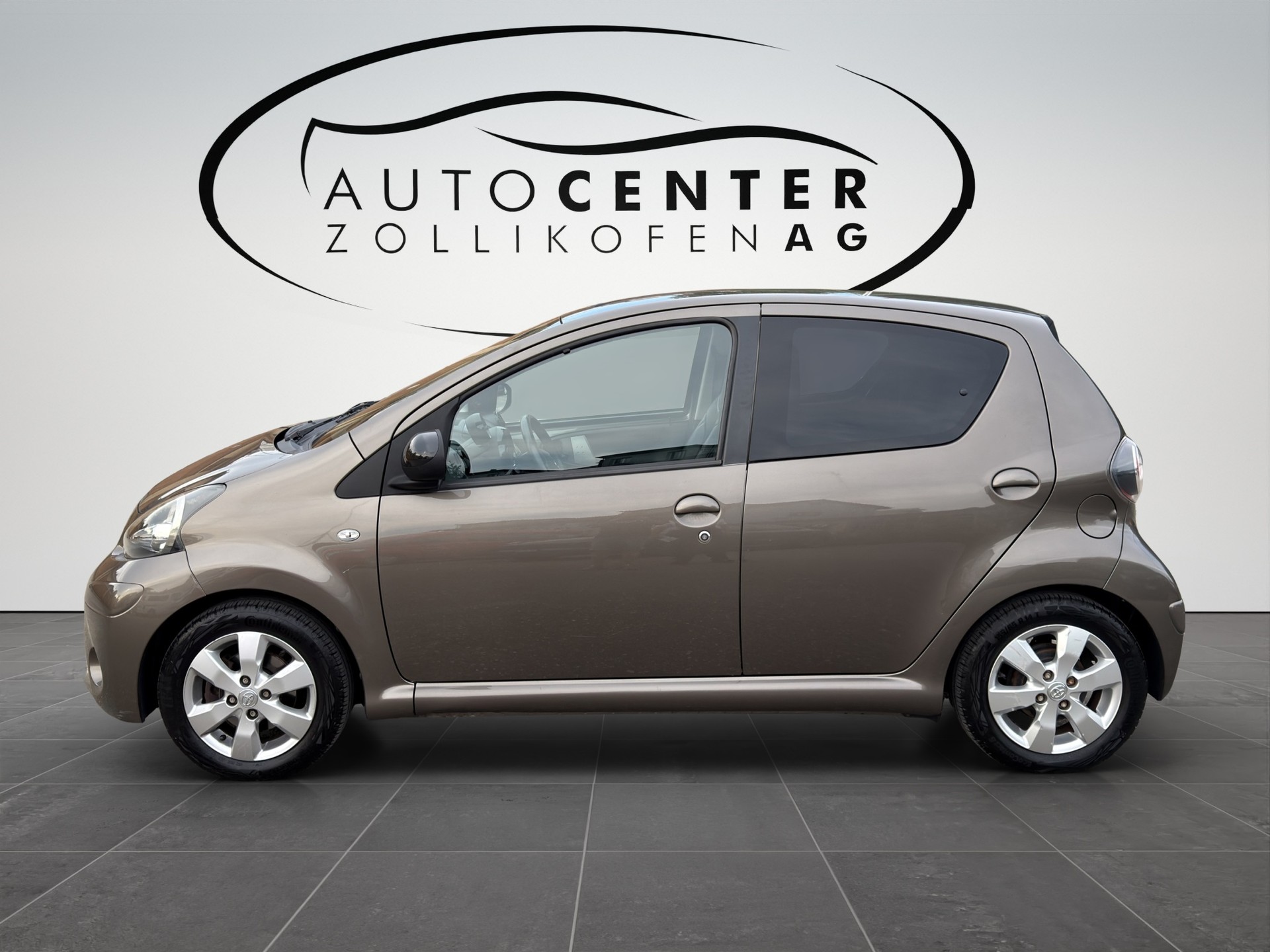 TOYOTA Aygo 1.0 VVT-i Luna-image-3