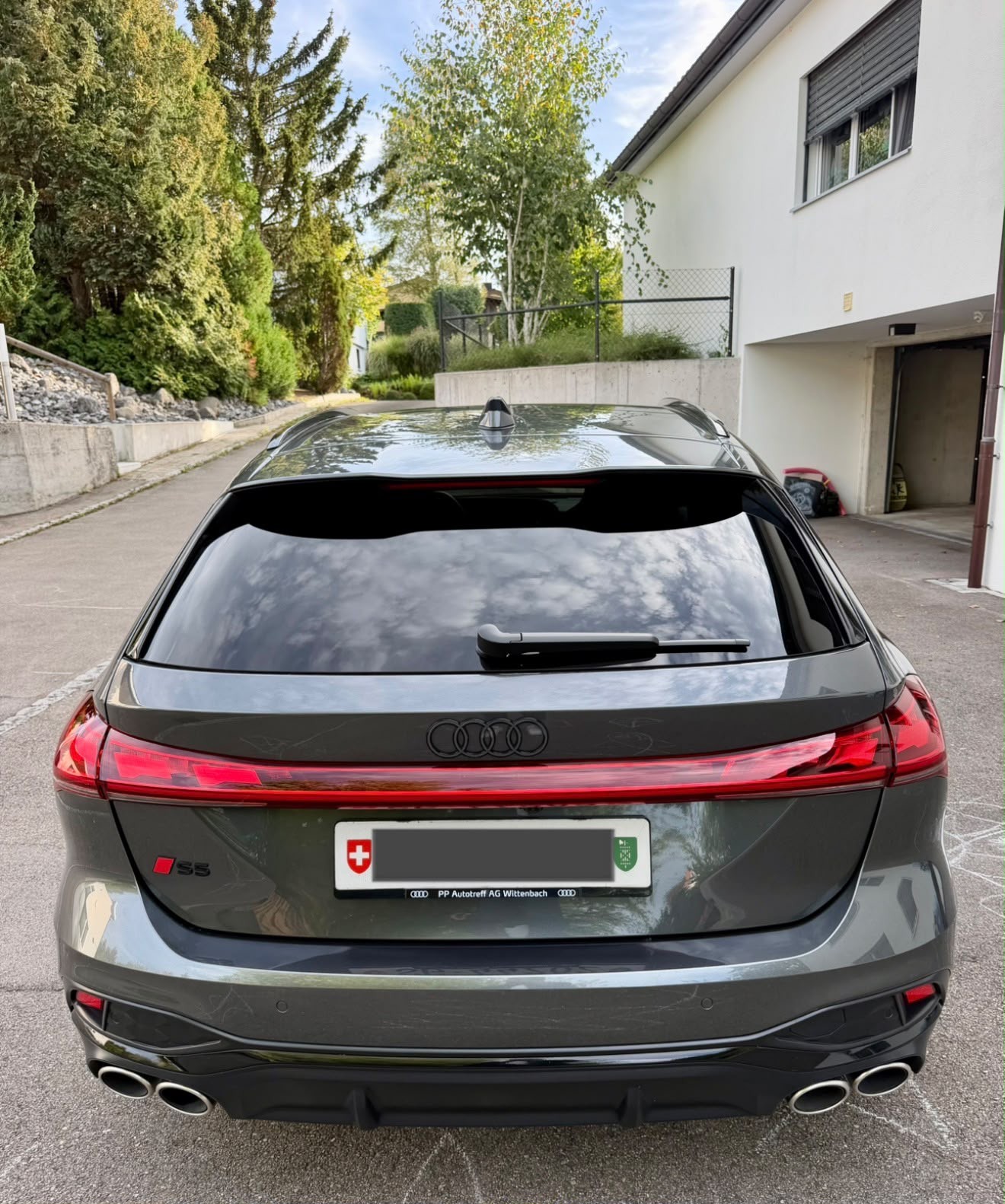 AUDI 3.0 V6 TFSI quattro S-Tronic-image-2
