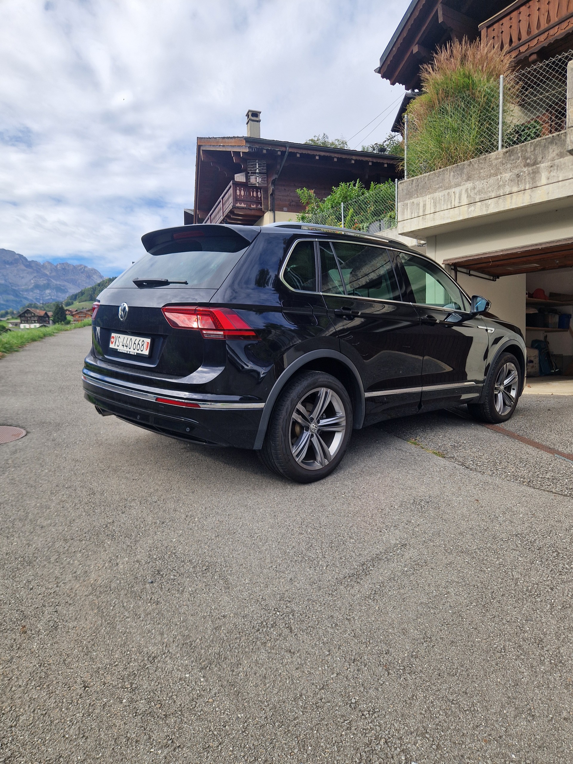 VW 2.0 TSI Highline DSG-image-1