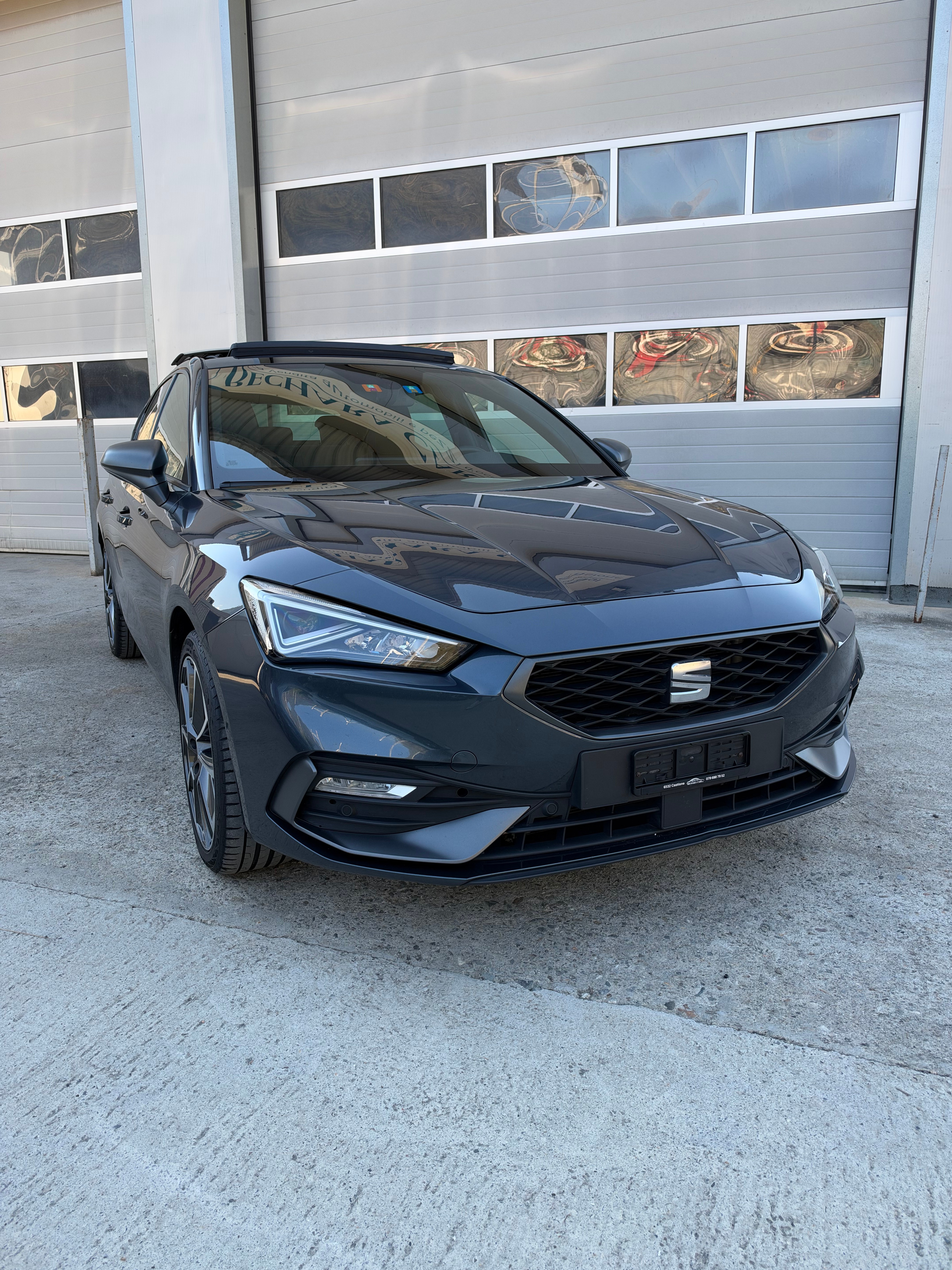 Car photo