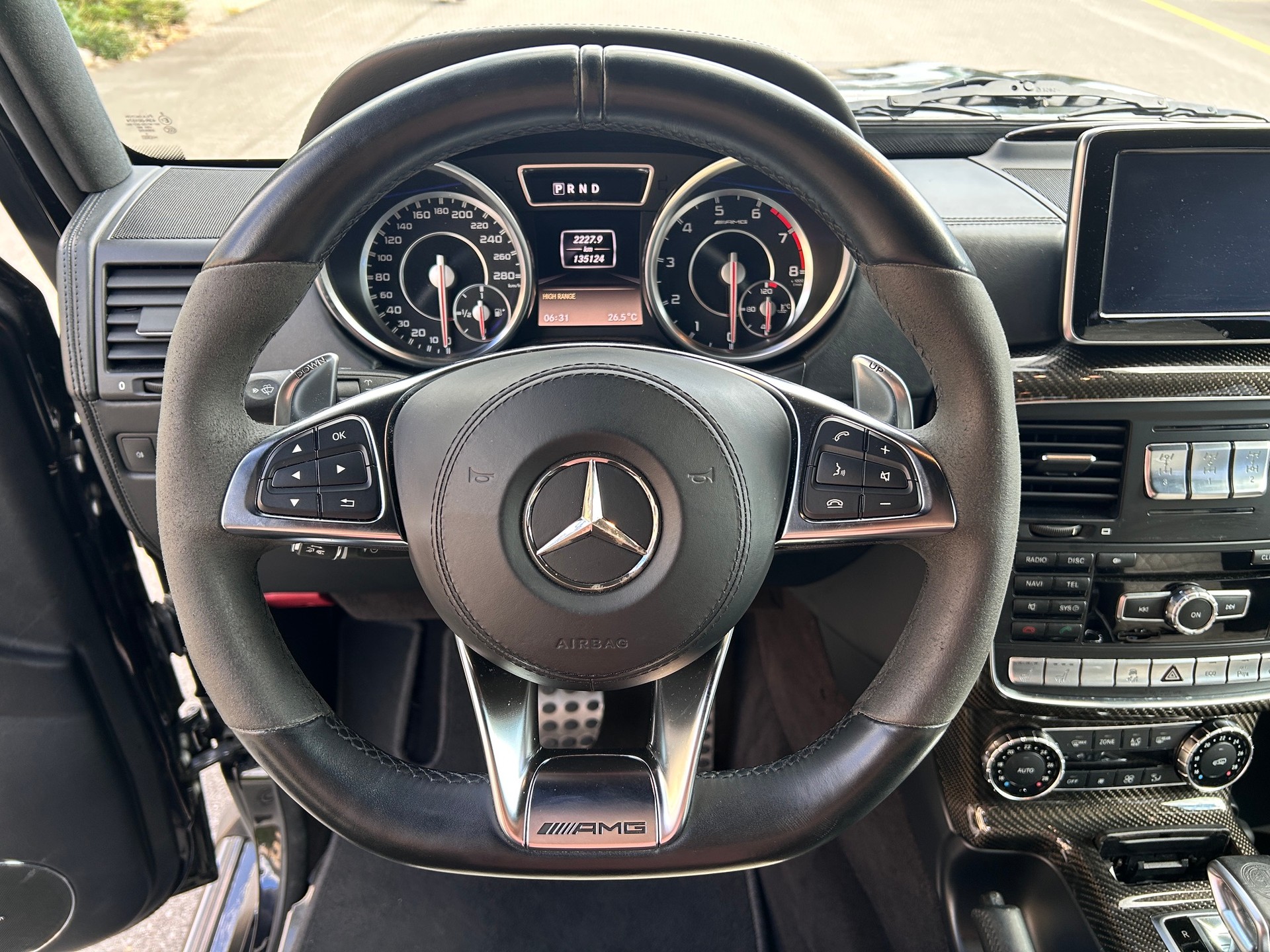 MERCEDES-BENZ G 63 AMG Automatic-image-10