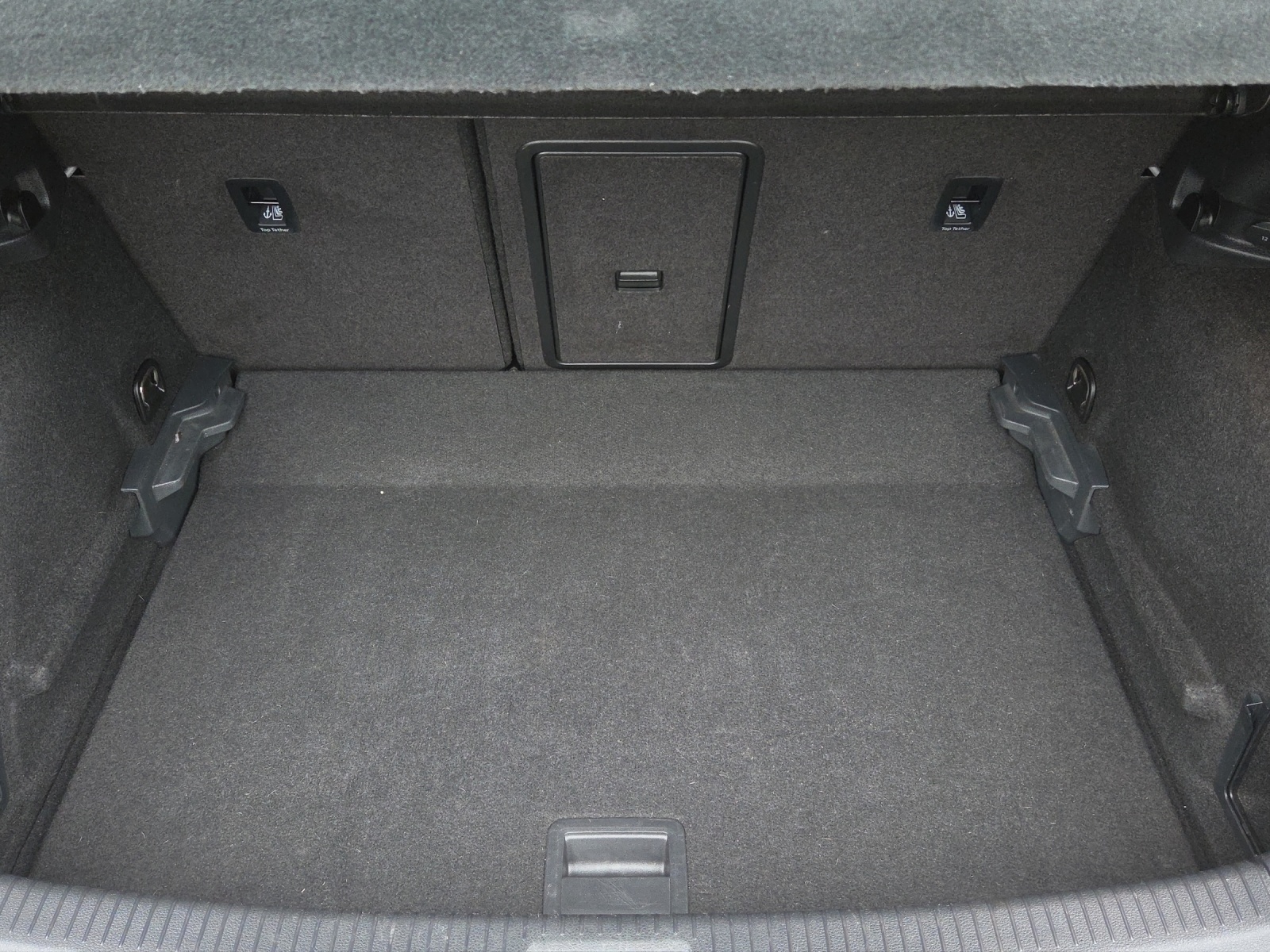 VW Golf 1.5TSI EVO Edition45-image-6