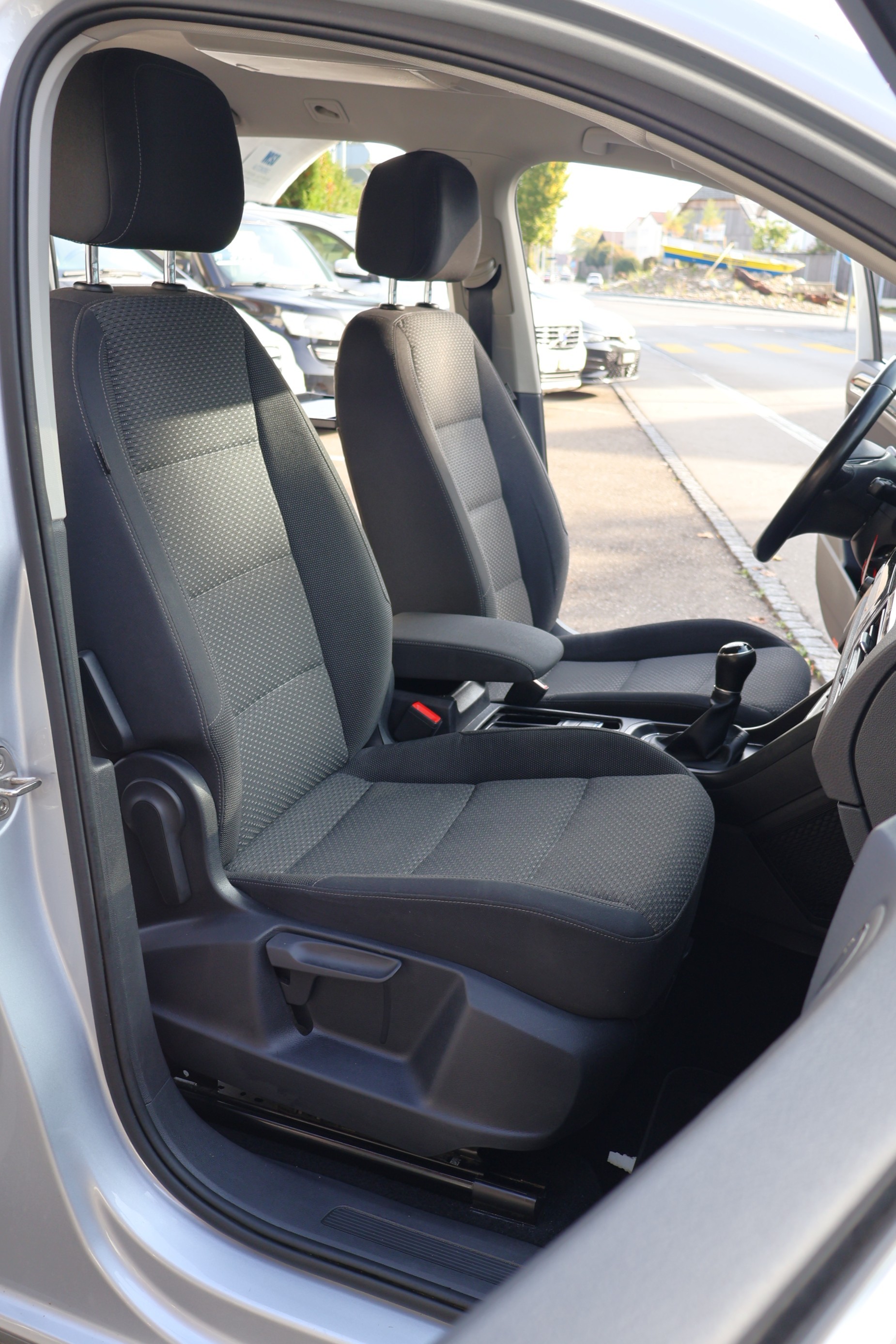 VW Touran 1.6 TDI BlueMotion Technology Comfortline-image-13