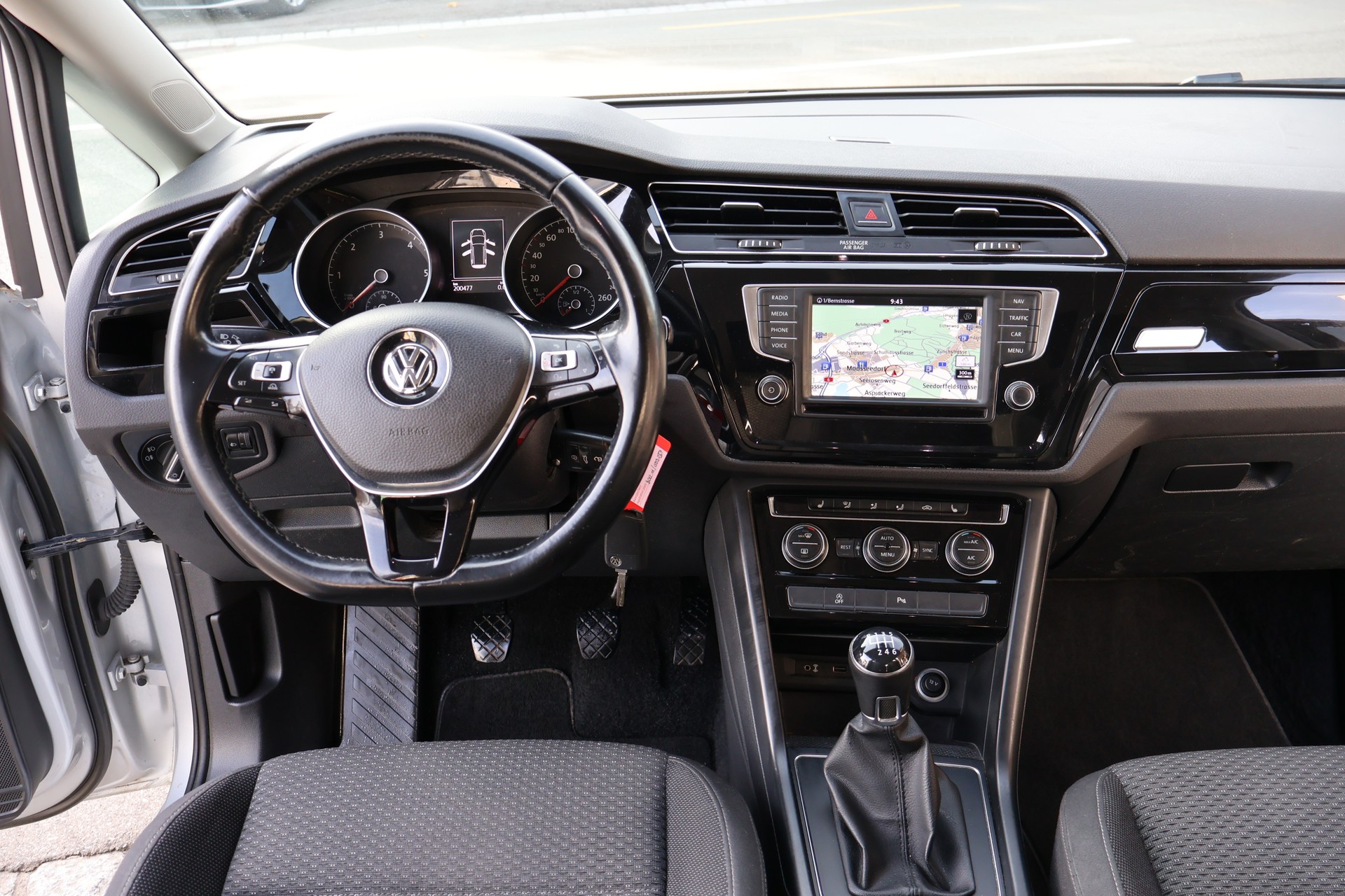VW Touran 1.6 TDI BlueMotion Technology Comfortline-image-15