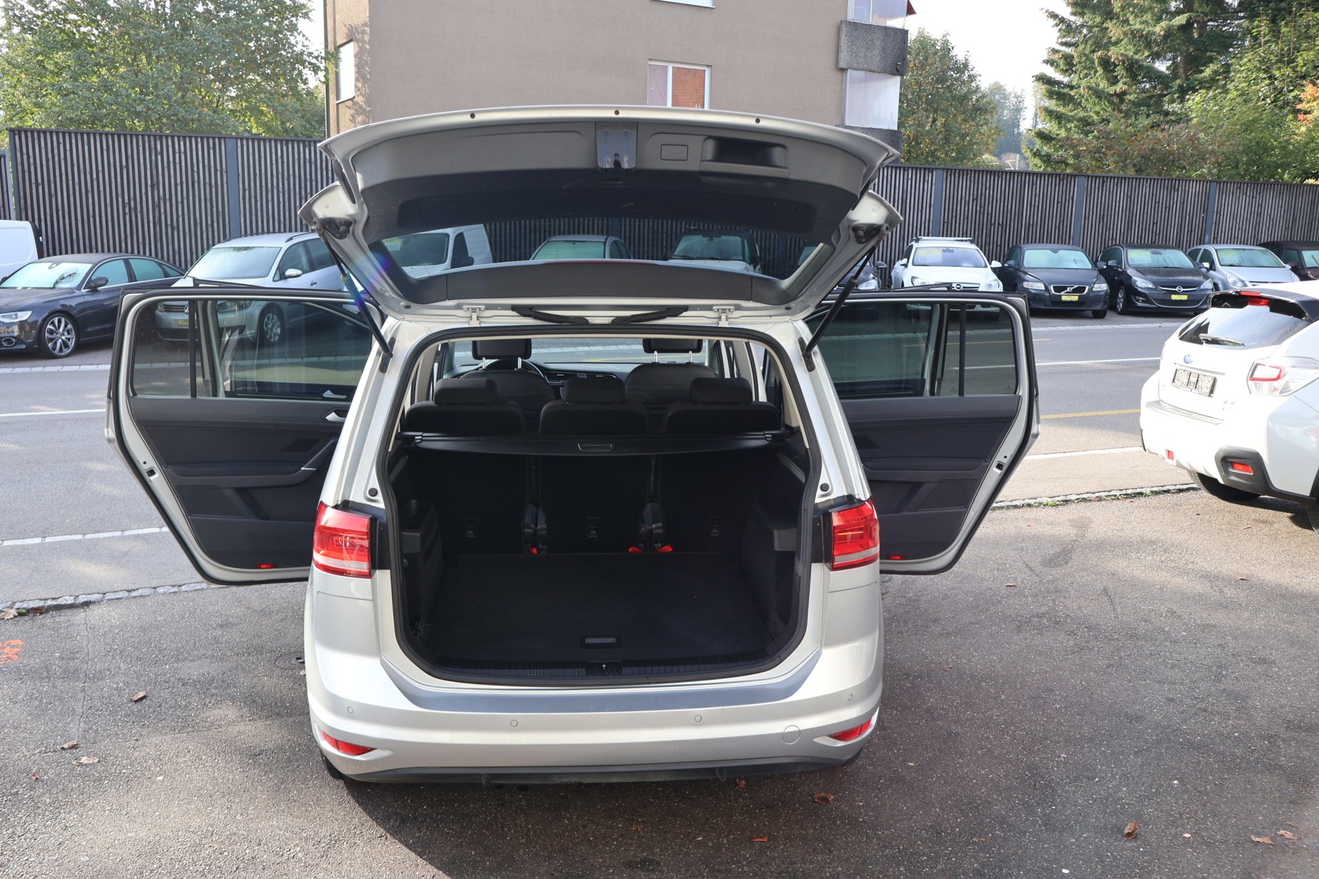 VW Touran 1.6 TDI BlueMotion Technology Comfortline-image-8