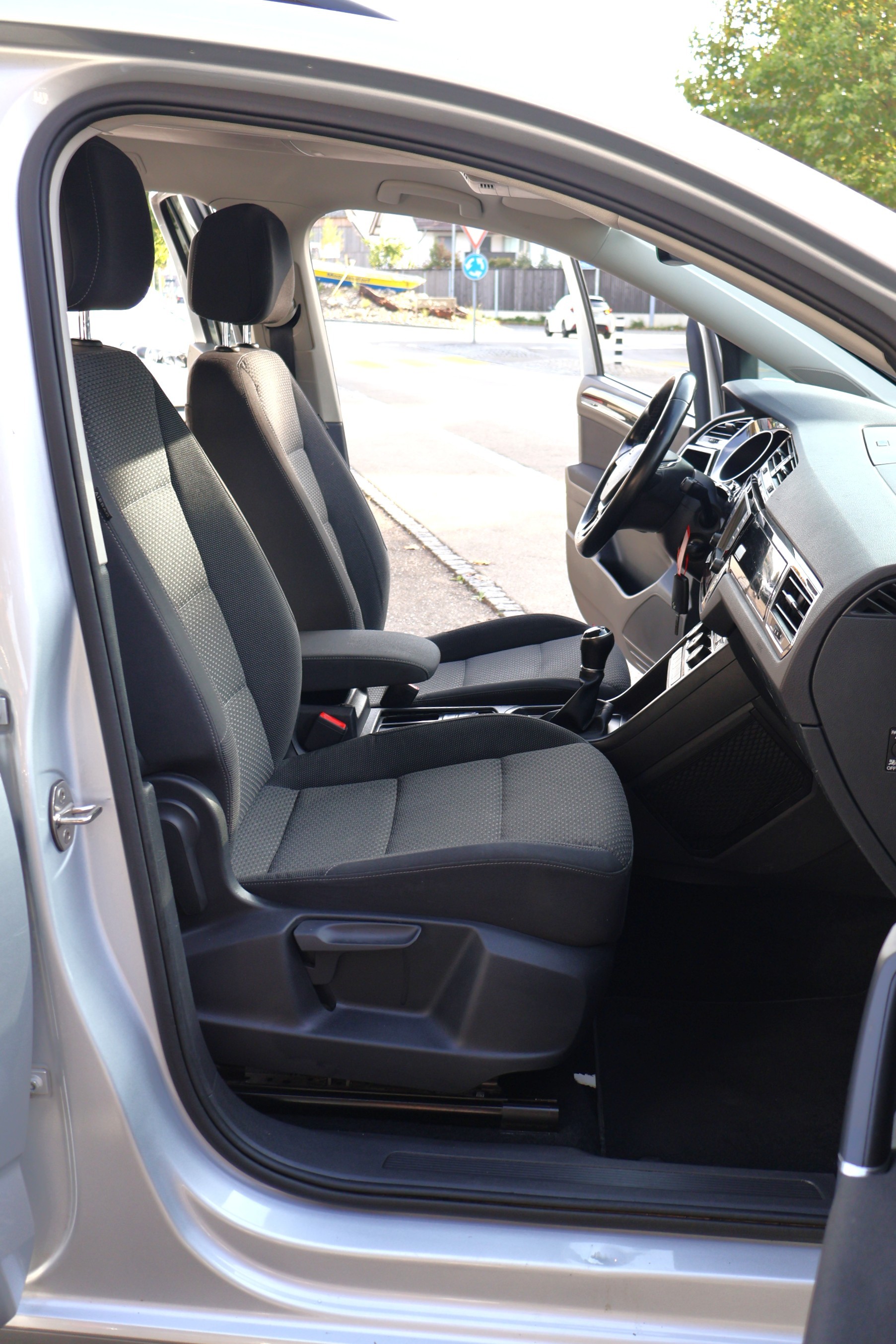 VW Touran 1.6 TDI BlueMotion Technology Comfortline-image-12
