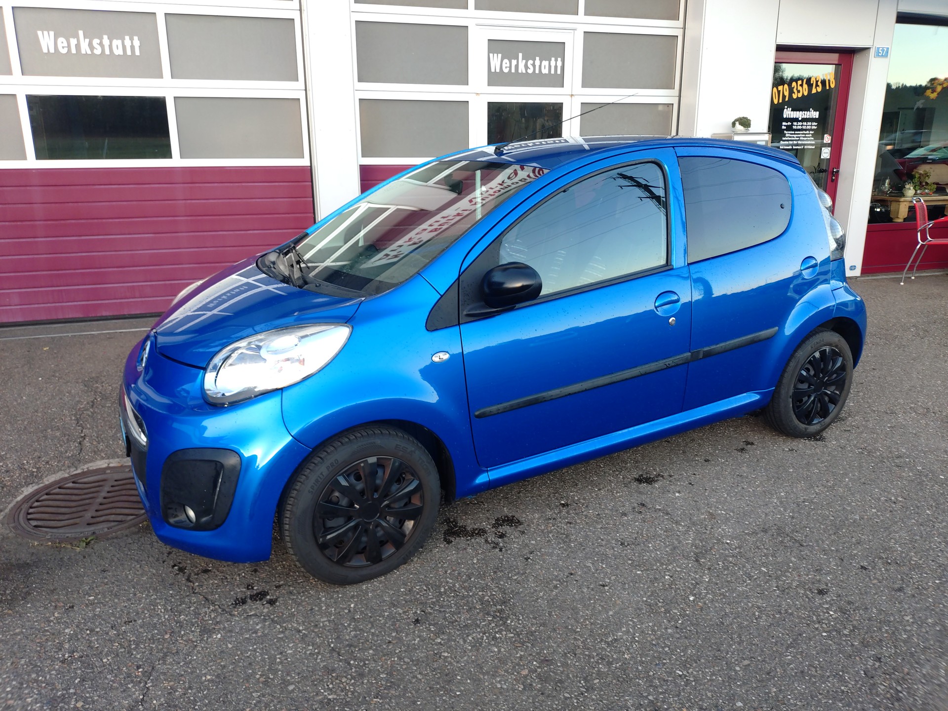 CITROEN C1 1.0i Exclusive EGS-image-1