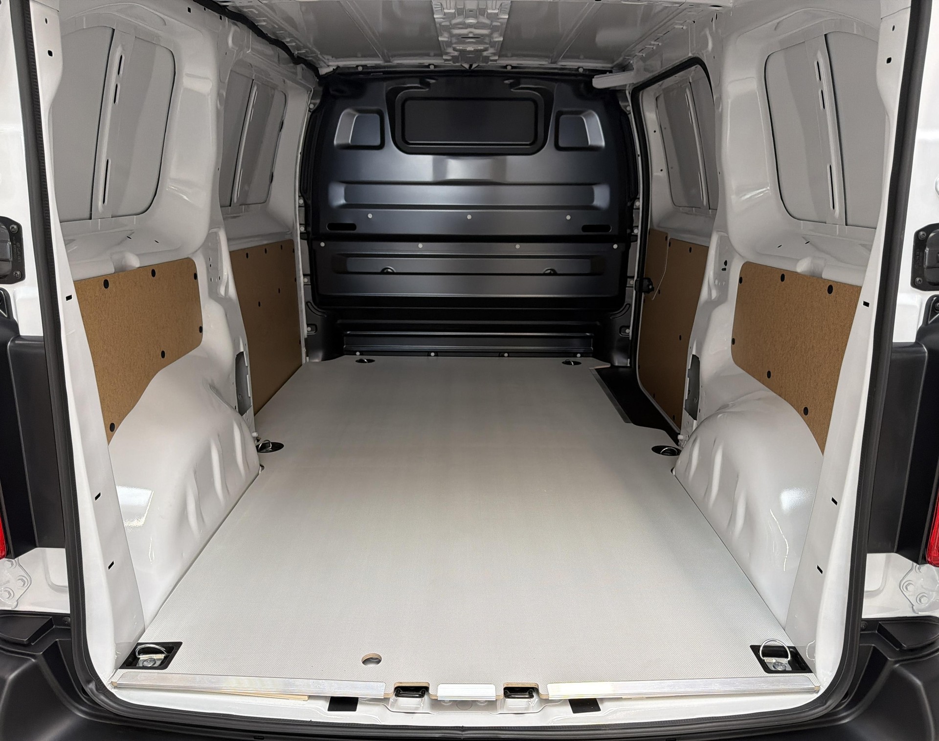 CITROEN Jumpy Kaw. M 2.2 BlueHDi 150 F-image-6