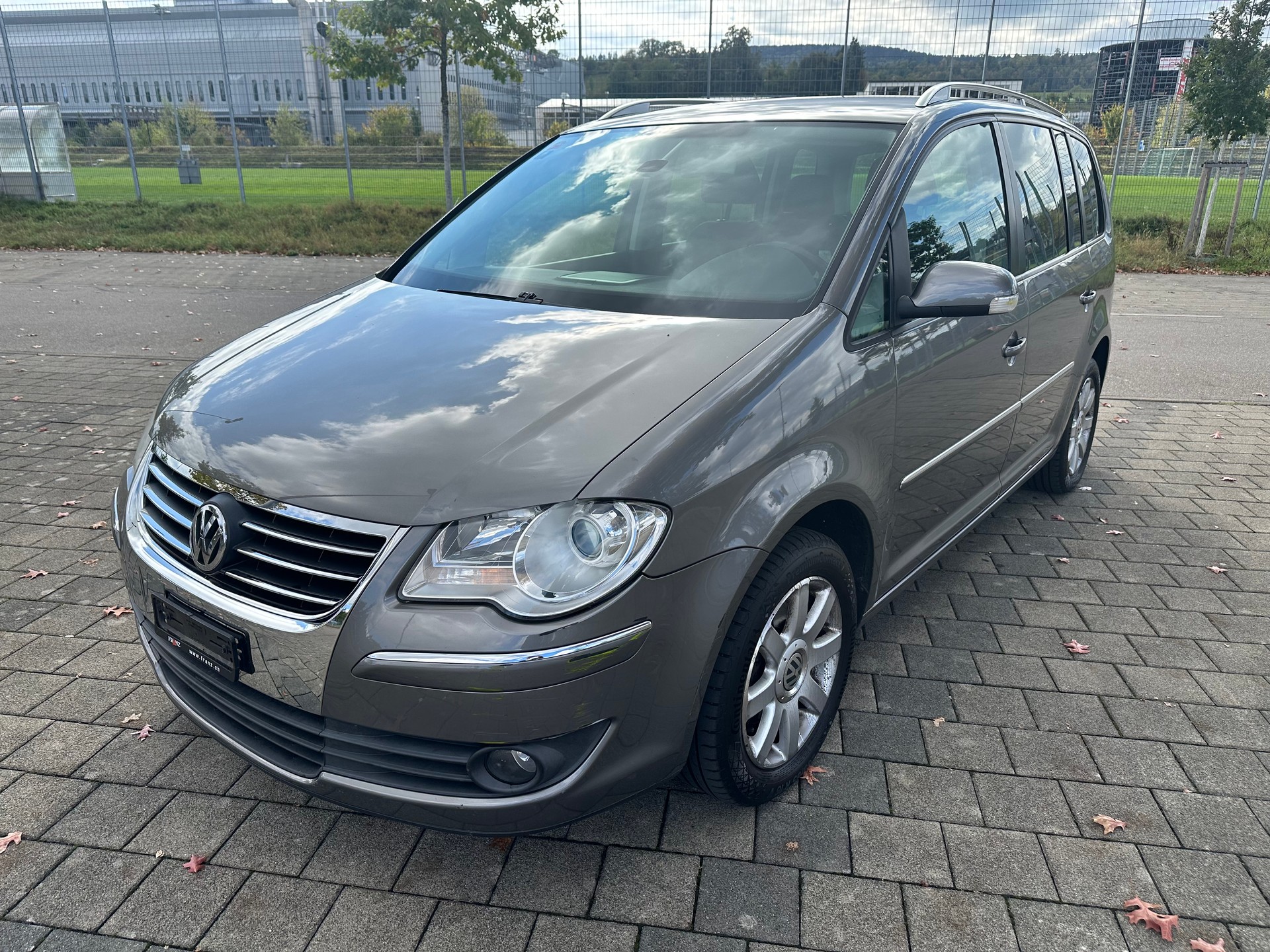 VW Touran 2.0 EcoFuel Conceptline-image-0