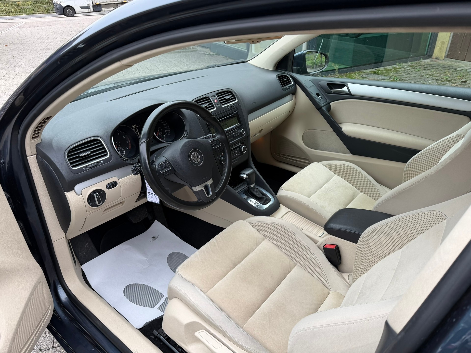 VW Golf 1.4 TSI Comfortline DSG-image-6