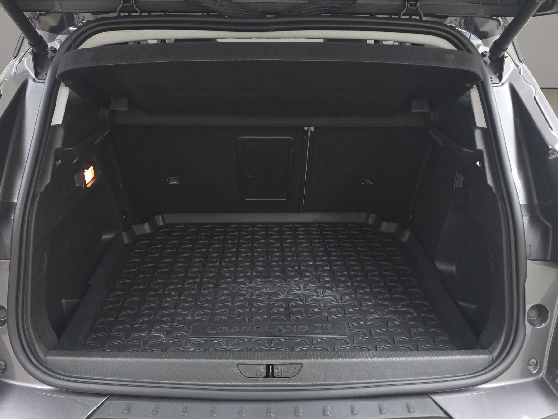 OPEL Grandland X 2.0 CDTi Ultimate-image-11
