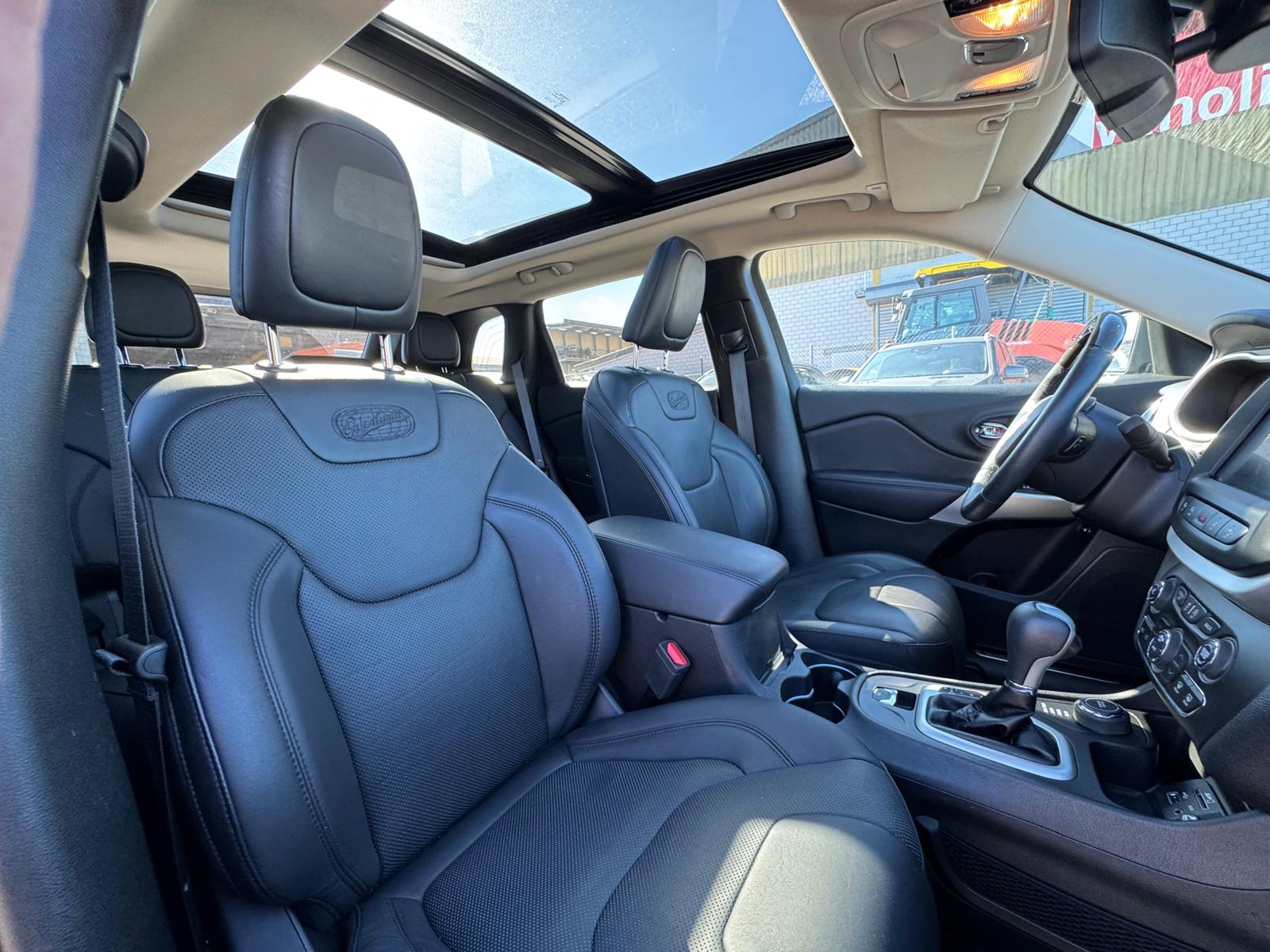 JEEP Cherokee 2.2TD Limited AWD 9ATX-image-6