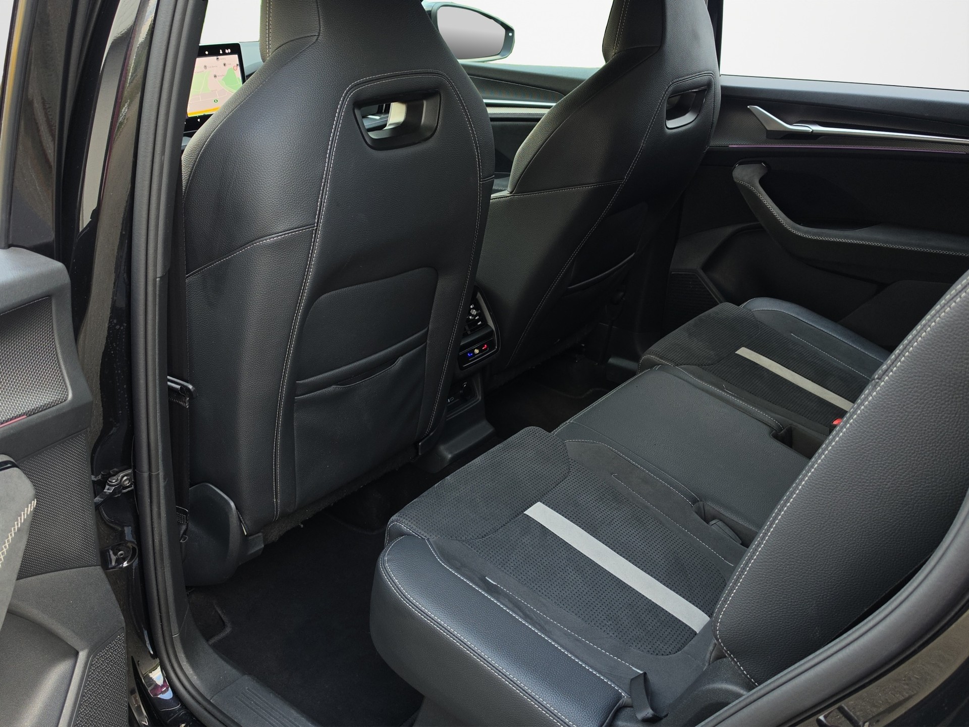 SKODA Kodiaq 2.0 TDI SportLine 4x4-image-16
