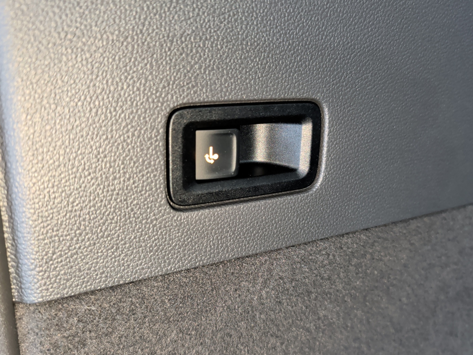 VW California eHybrid Beach Liberty 4Motion-image-18