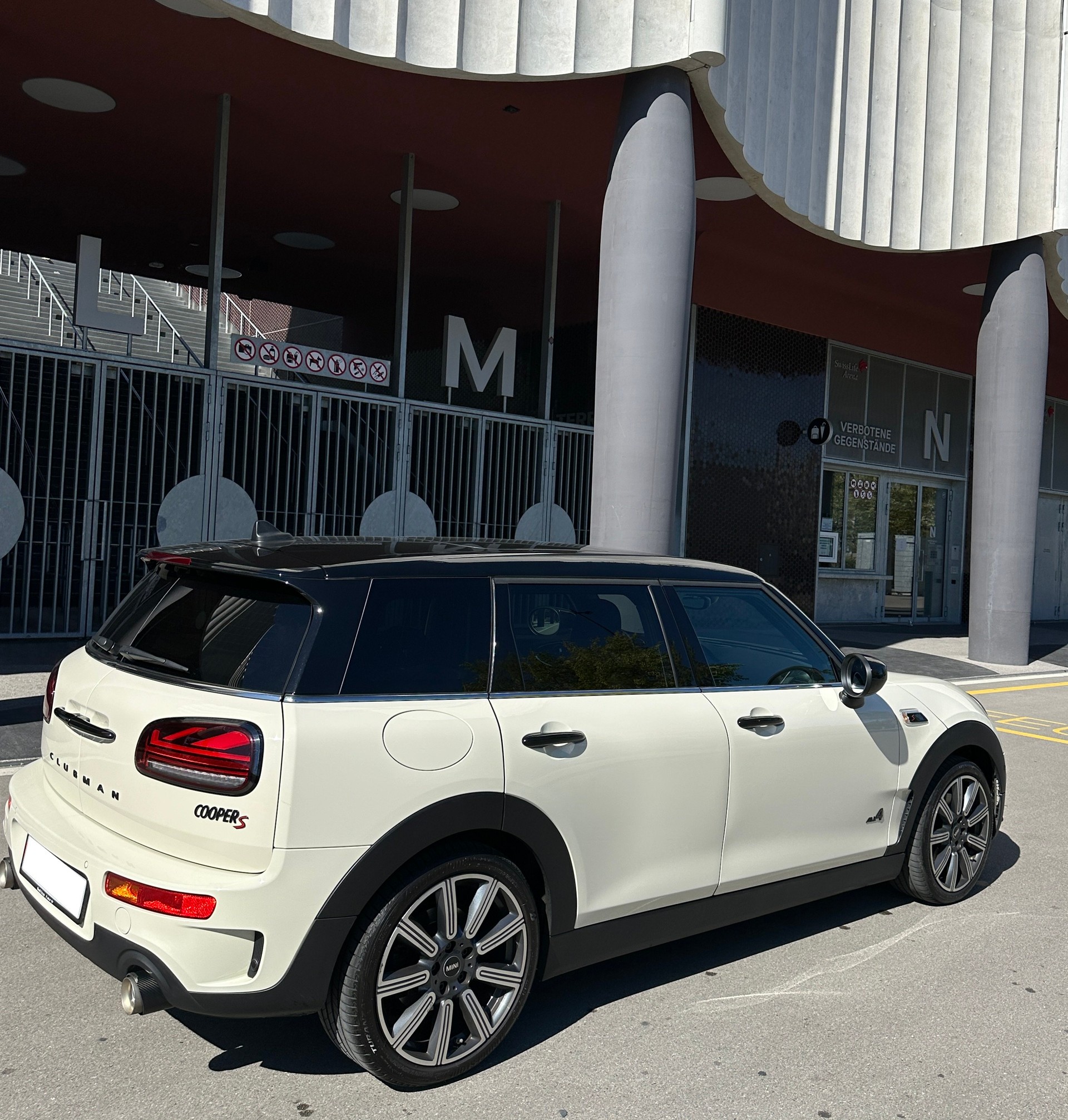 MINI 2.0i Cooper S SAG ALL4-image-3