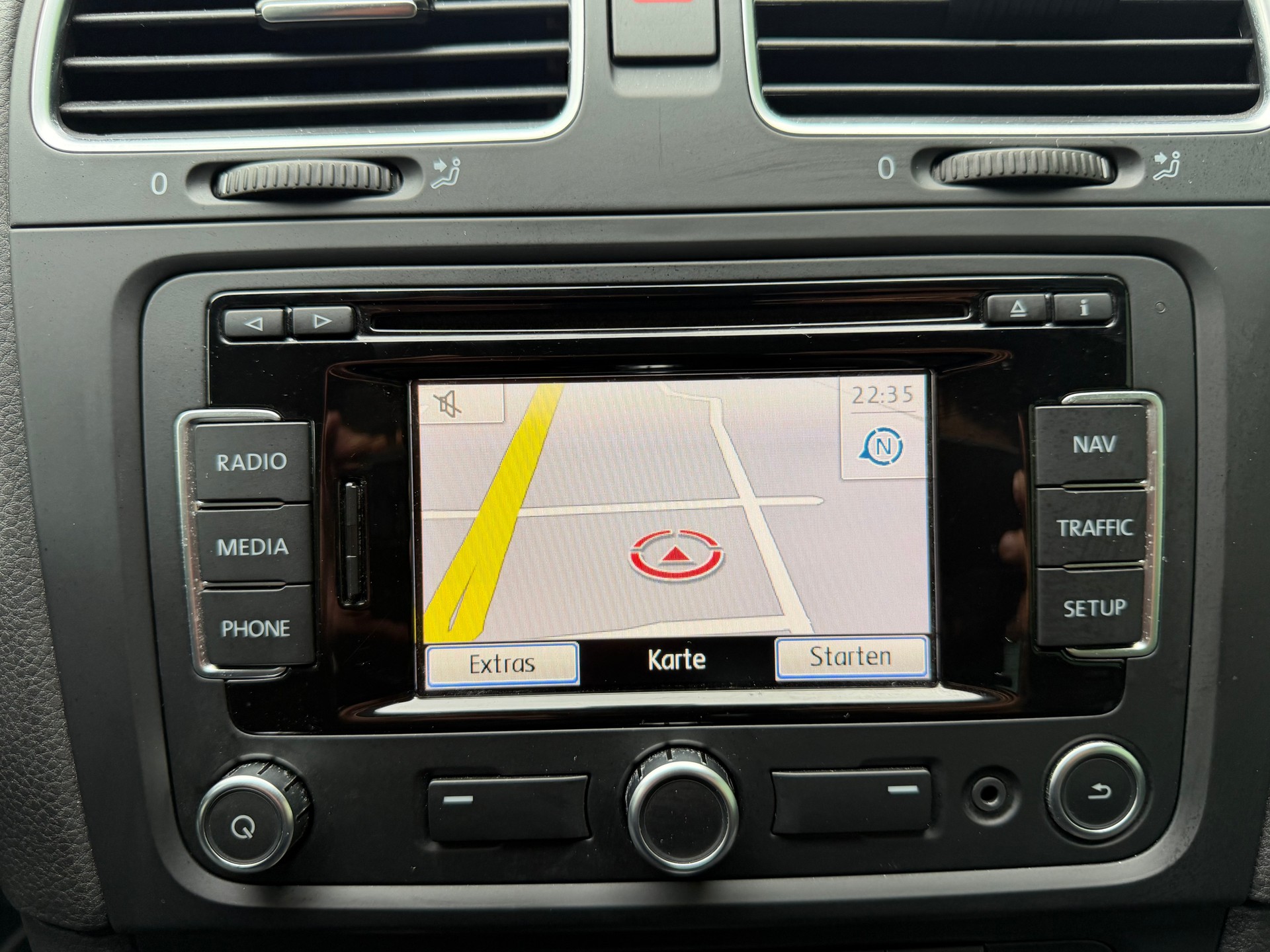 VW Golf 2.0 TSI R 4Motion DSG-image-12
