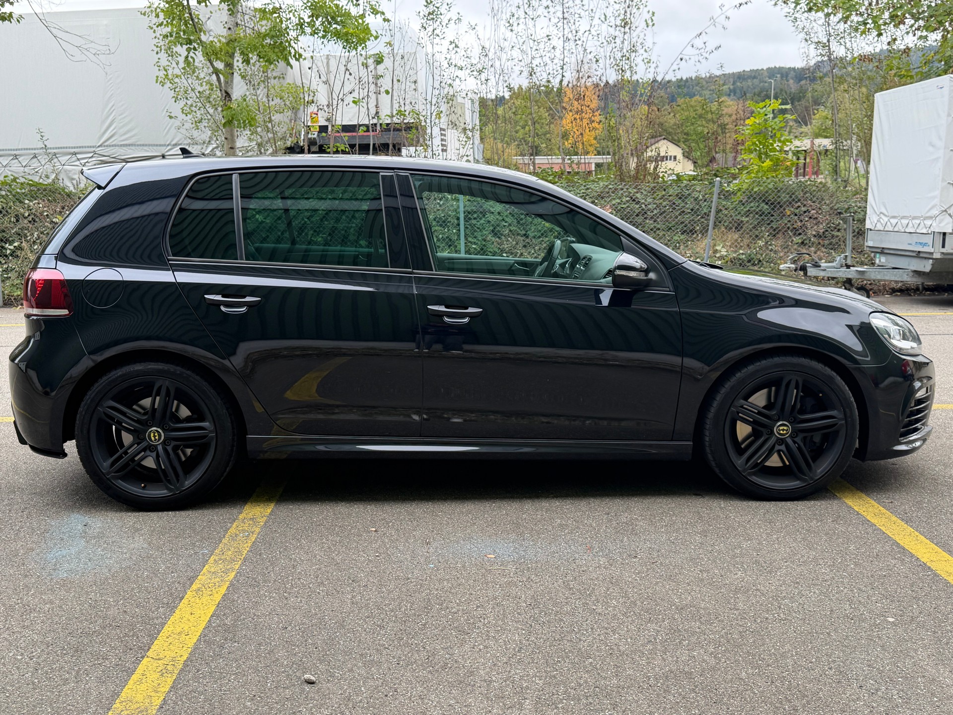 VW Golf 2.0 TSI R 4Motion DSG-showroom-element-3