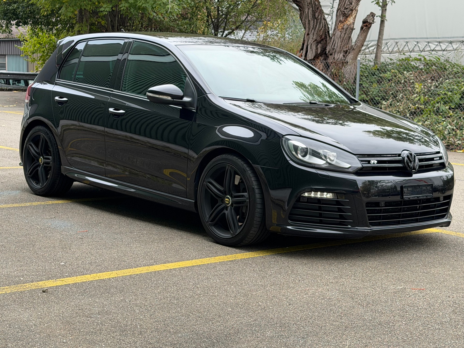 VW Golf 2.0 TSI R 4Motion DSG-showroom-element-2