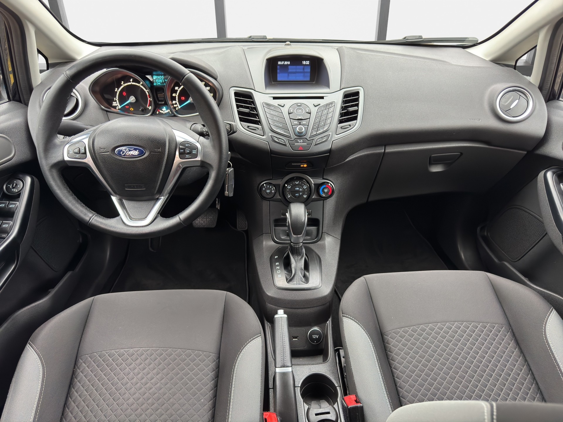 FORD Fiesta 1.0 SCTi Trend PowerShift-image-8