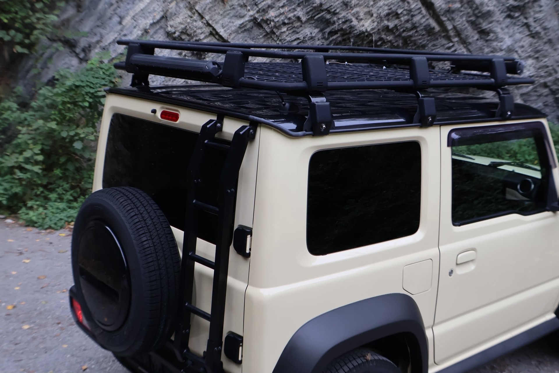 SUZUKI Jimny 1.5 Compact Top 4x4-image-5