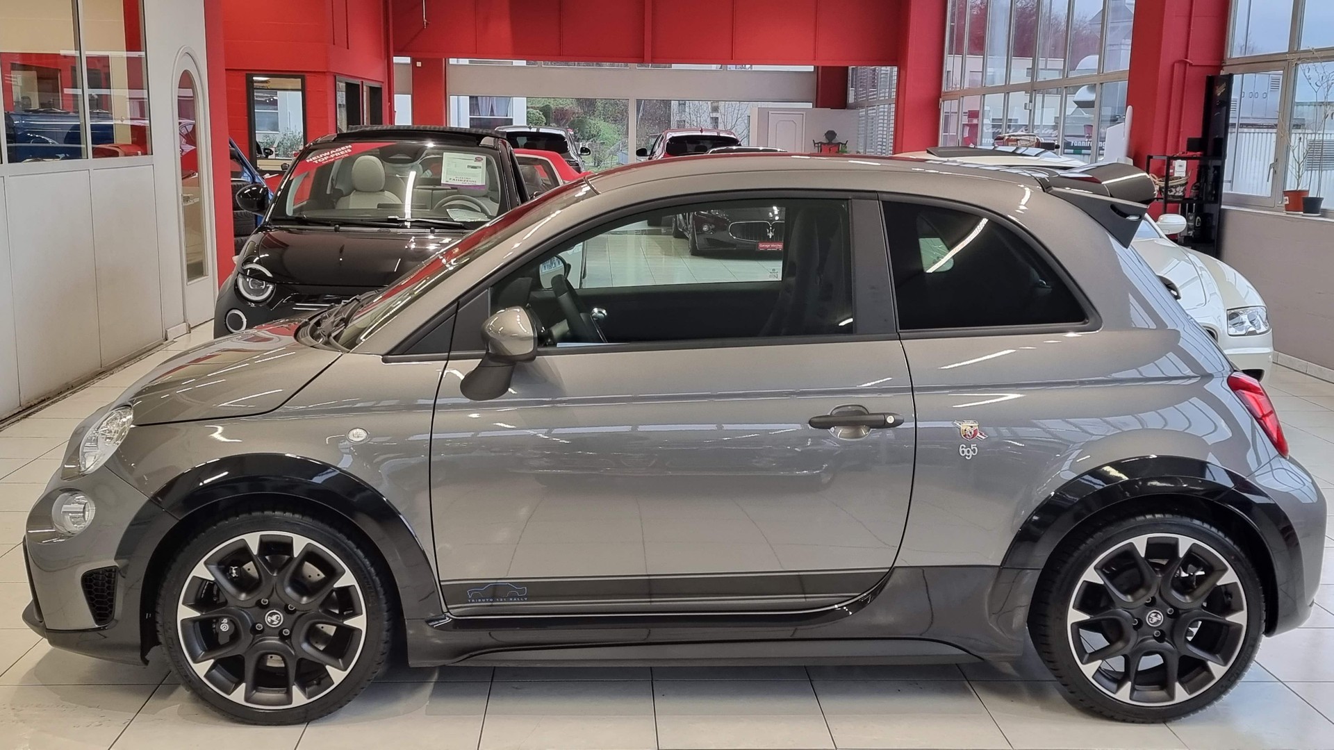 FIAT 500 Abarth / 695 Abarth 1.4 T-Jet 180 131 Rally Tributo-image-3