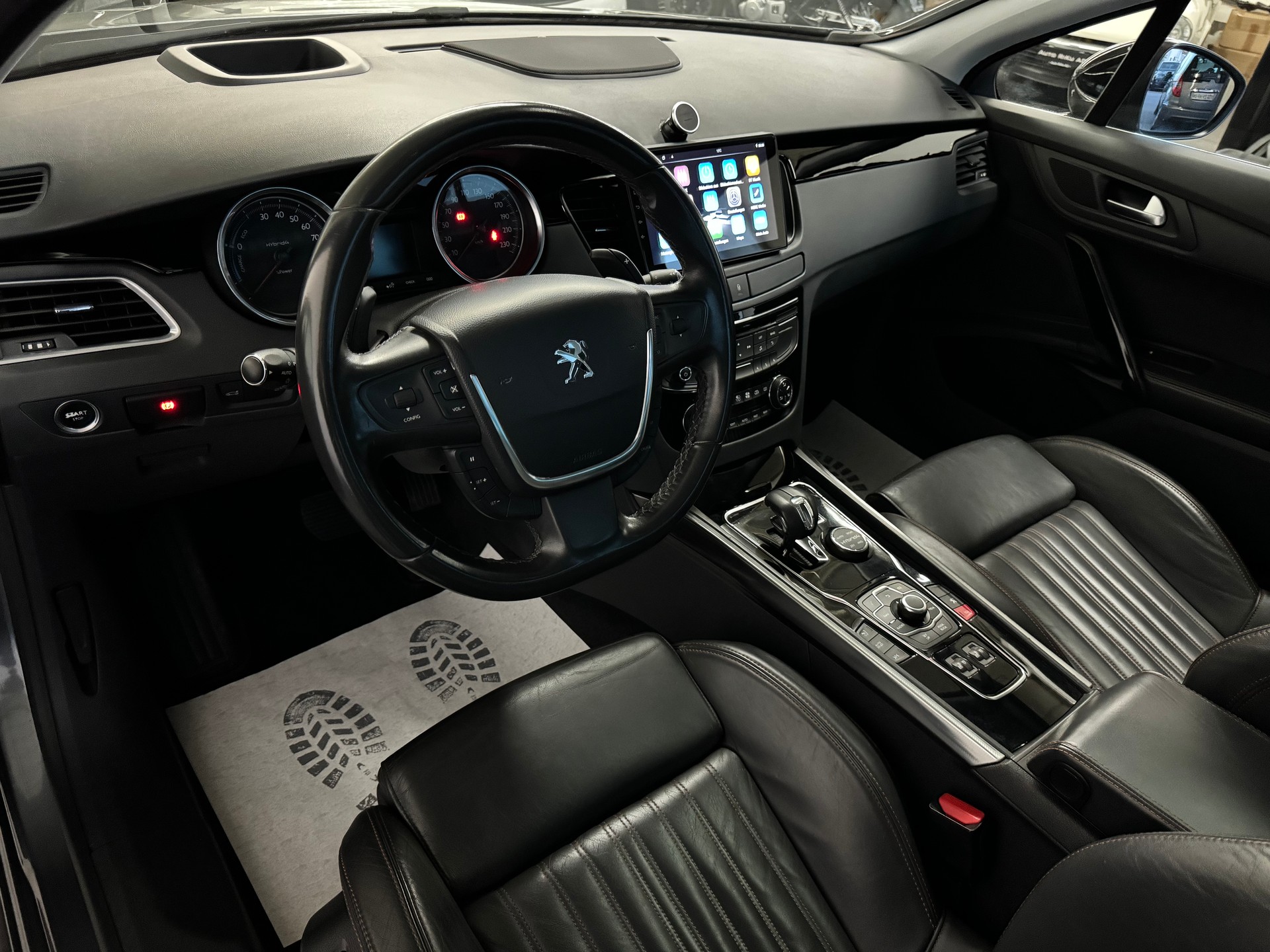 PEUGEOT 508 RXH 2.0 HDI Hybrid4 EGS6-image-13