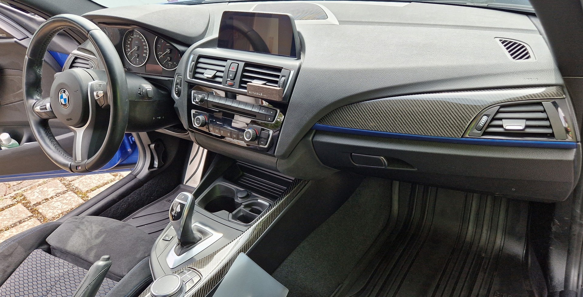 BMW M135i Steptronic-image-5