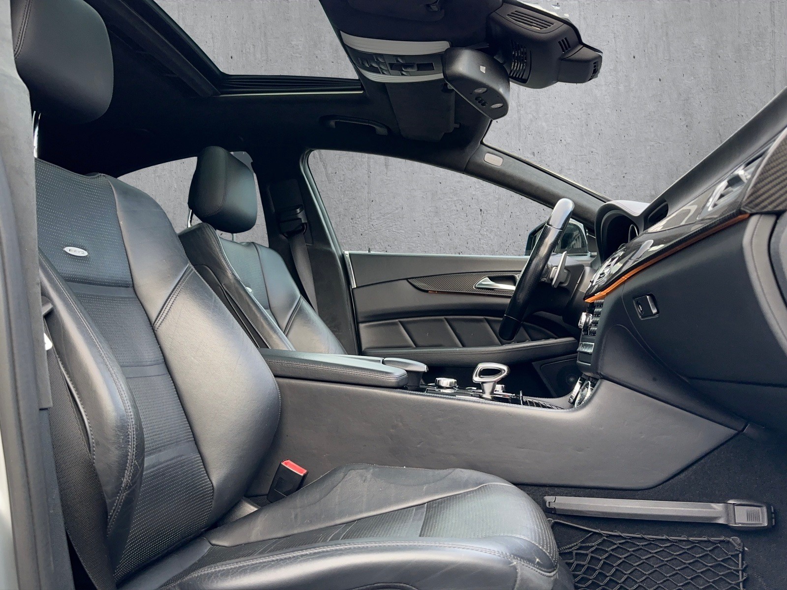 MERCEDES-BENZ CLS 63 AMG Speedshift MCT-image-12