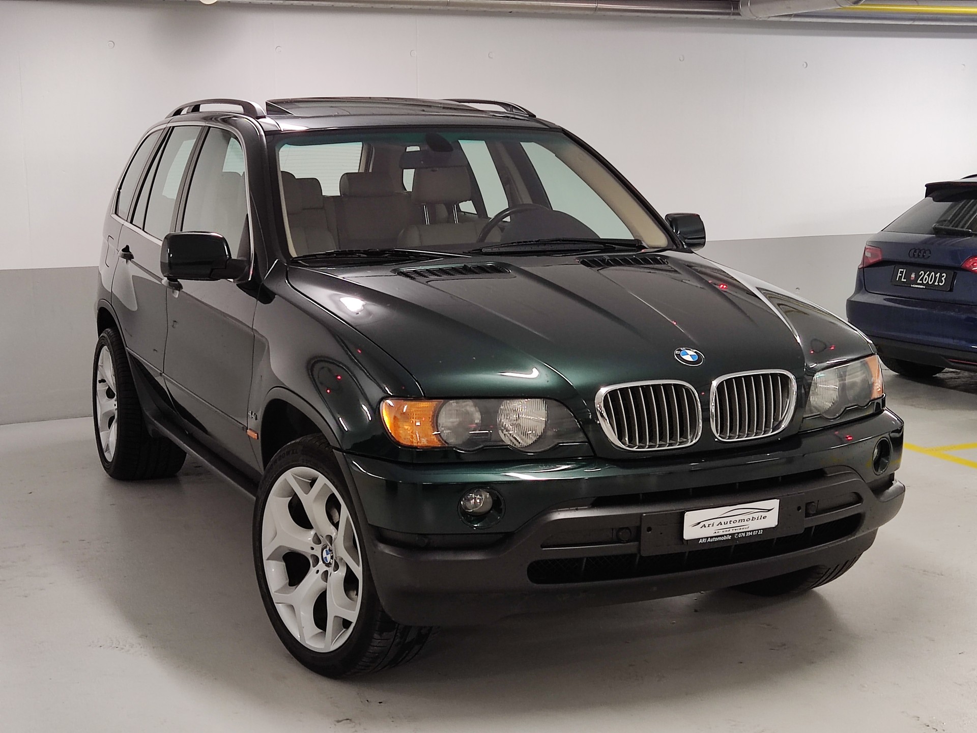 BMW X5 4.4i-image-3