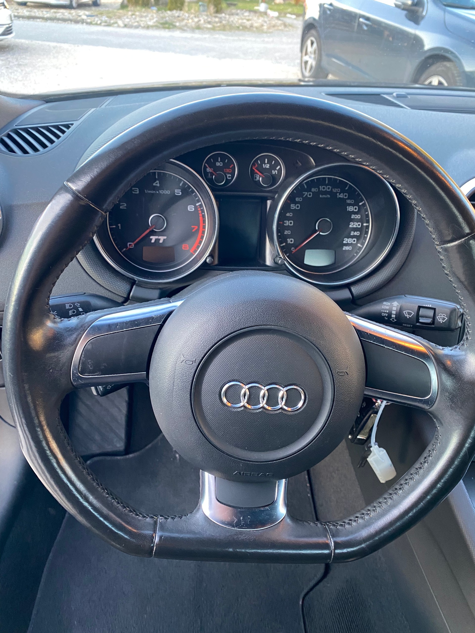 AUDI TT Roadster 1.8 TFSI-image-7