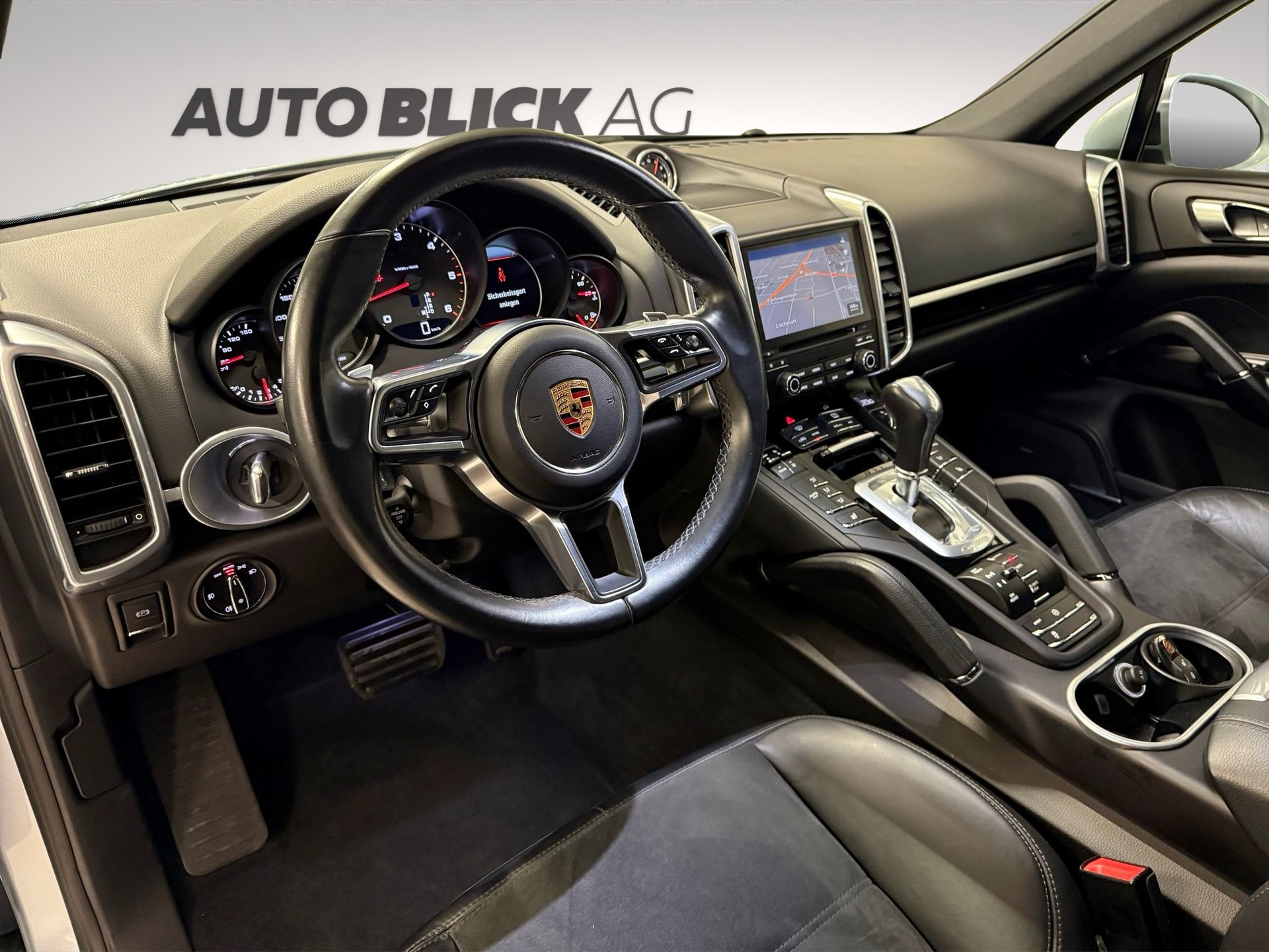 PORSCHE Cayenne Diesel Platinum Edition-image-8