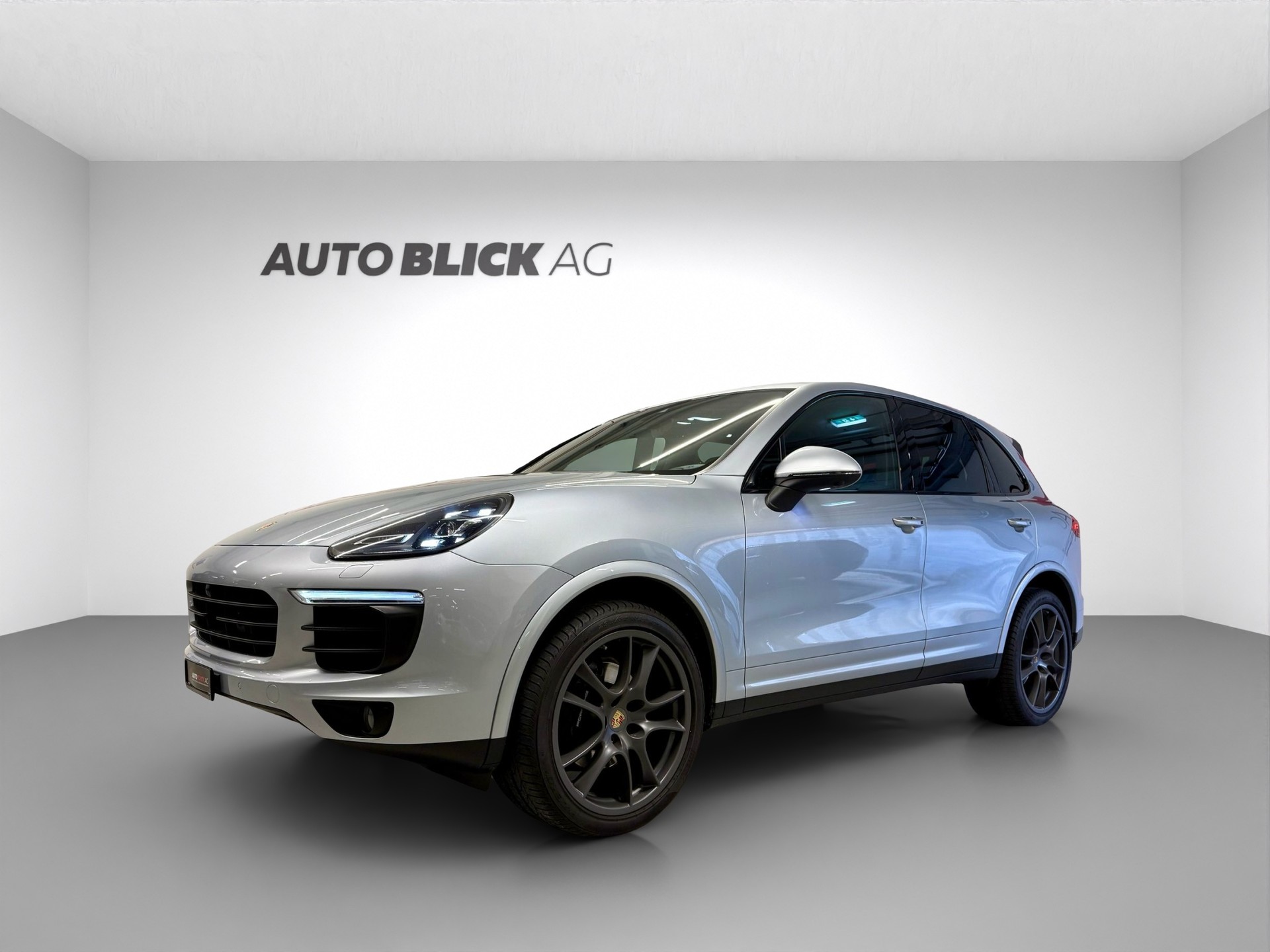 PORSCHE Cayenne Diesel Platinum Edition-image-0