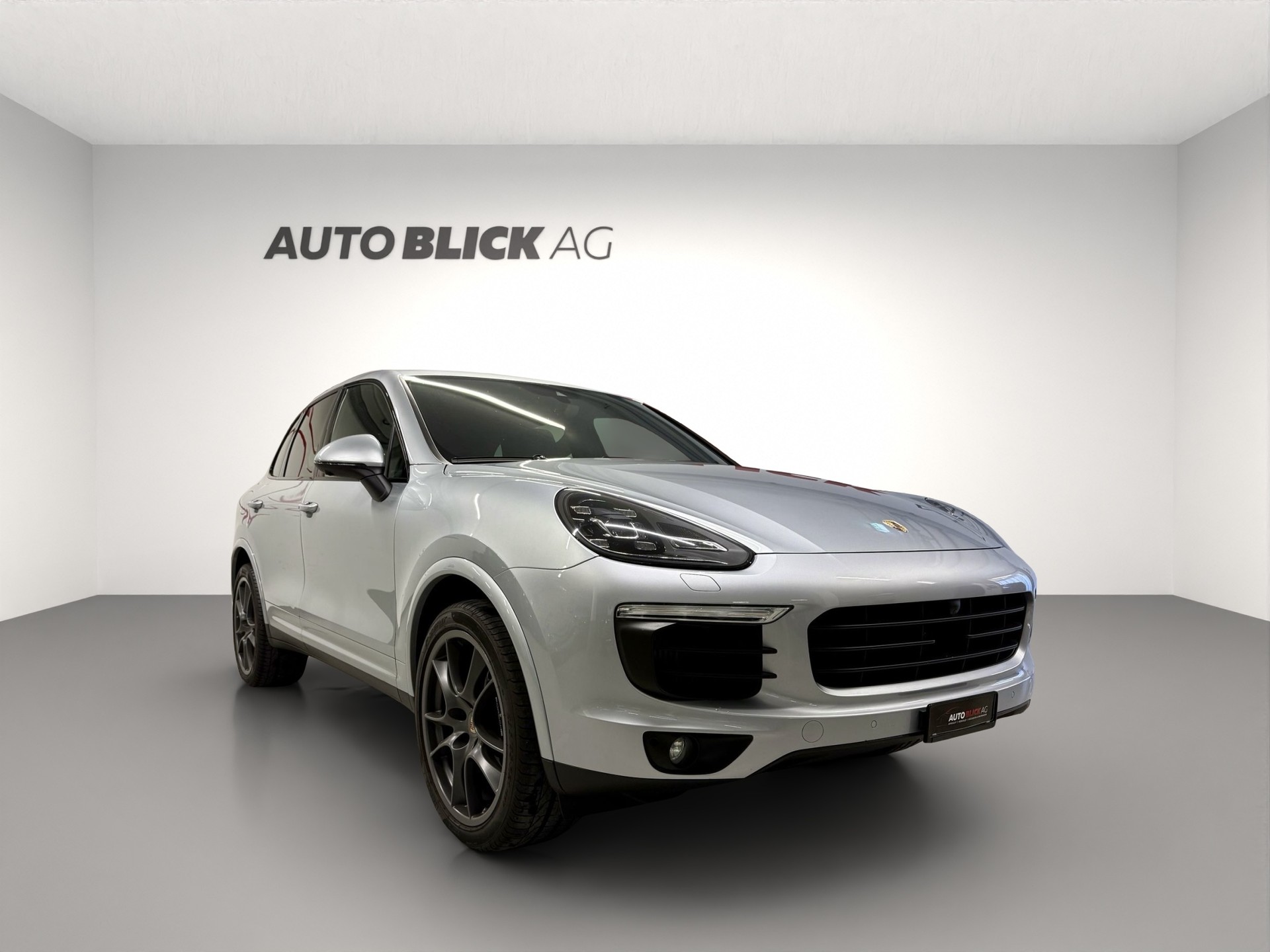 PORSCHE Cayenne Diesel Platinum Edition-image-1