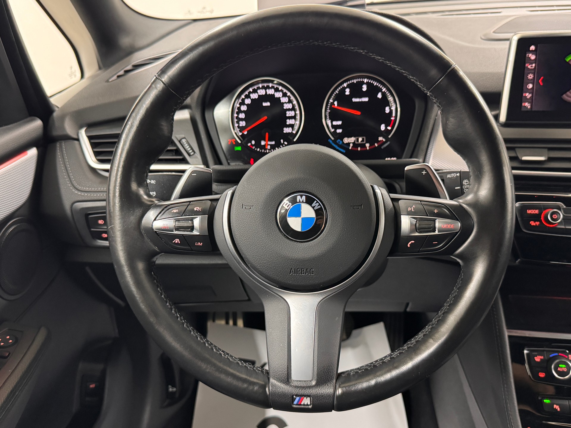 BMW 220d xDrive Active Tourer 190PS M-Sport Steptronic | RF-Kamera | Head-Up-Display | Komfortzugang | Leder | Driving Assistant |-image-11