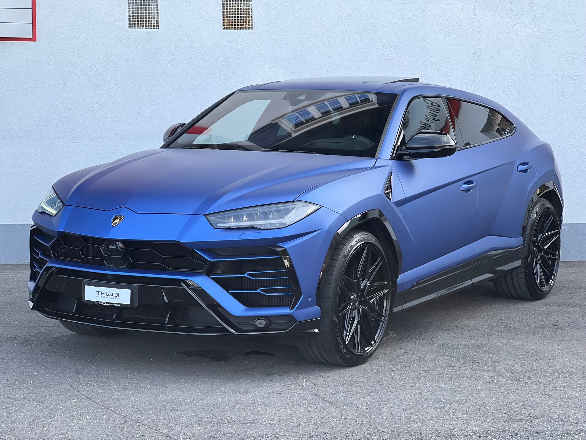 LAMBORGHINI Urus E-Gear Graphite Capsule-image-5