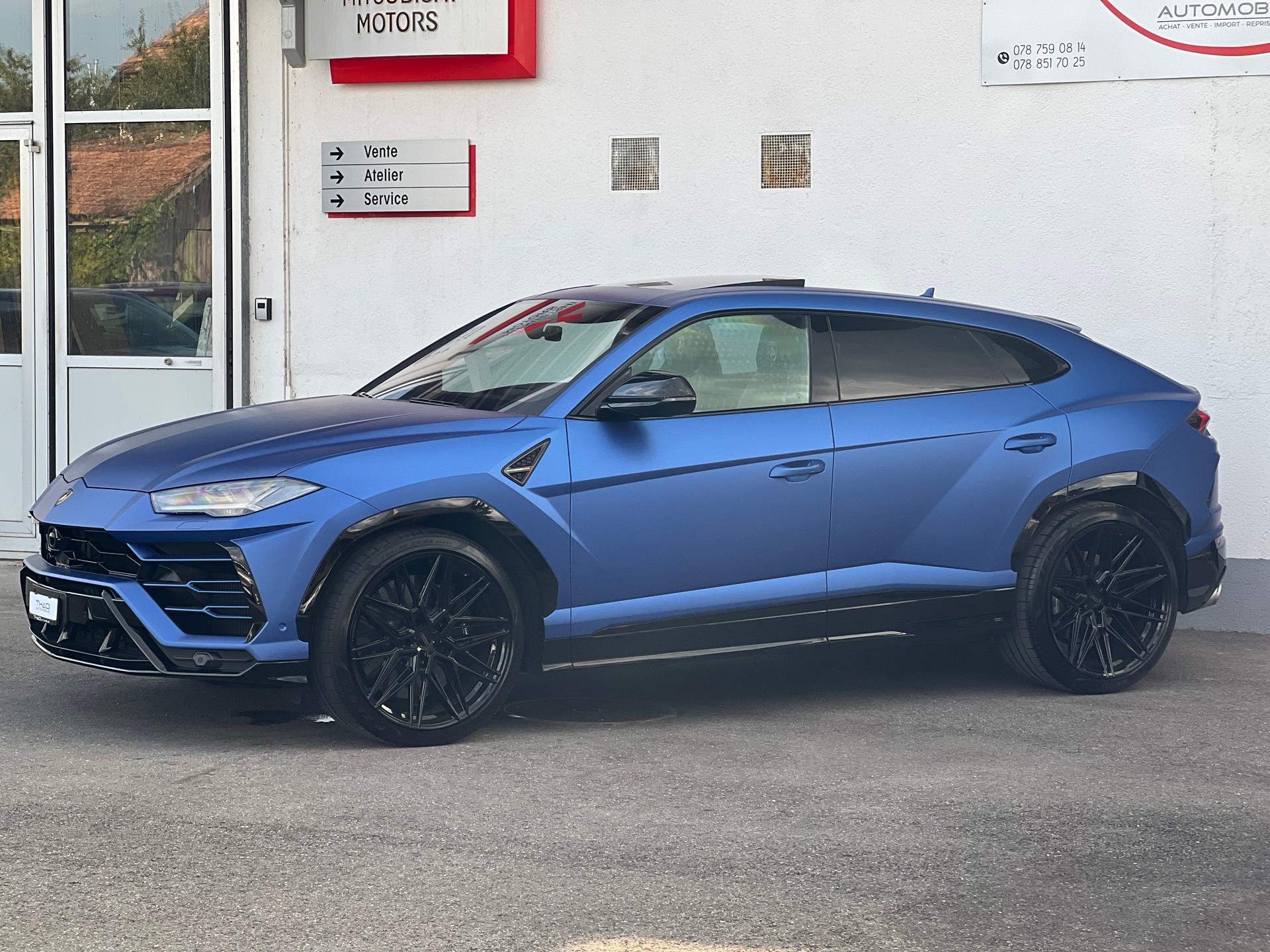 LAMBORGHINI Urus E-Gear Graphite Capsule-image-4