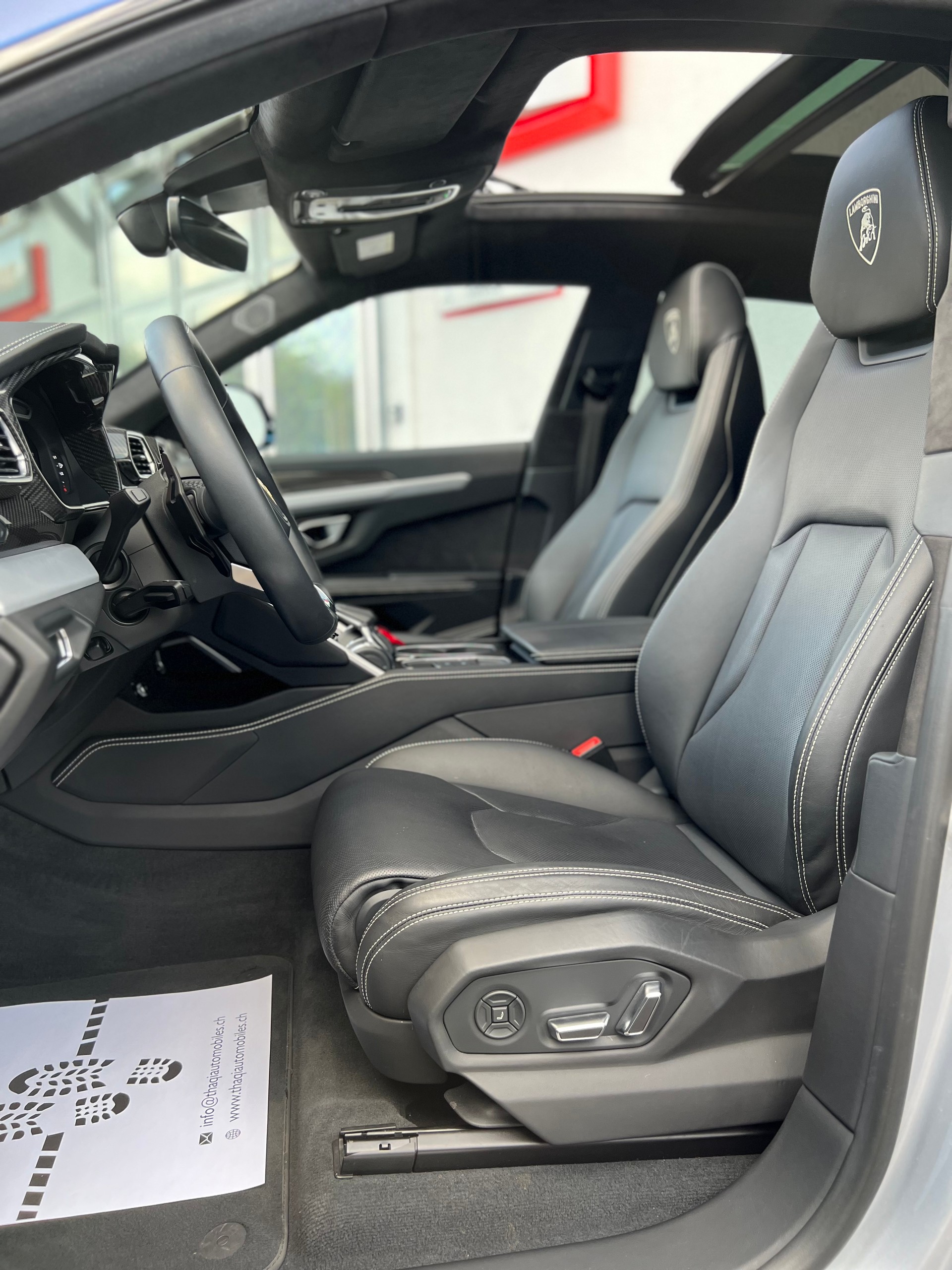 LAMBORGHINI Urus E-Gear Graphite Capsule-image-15