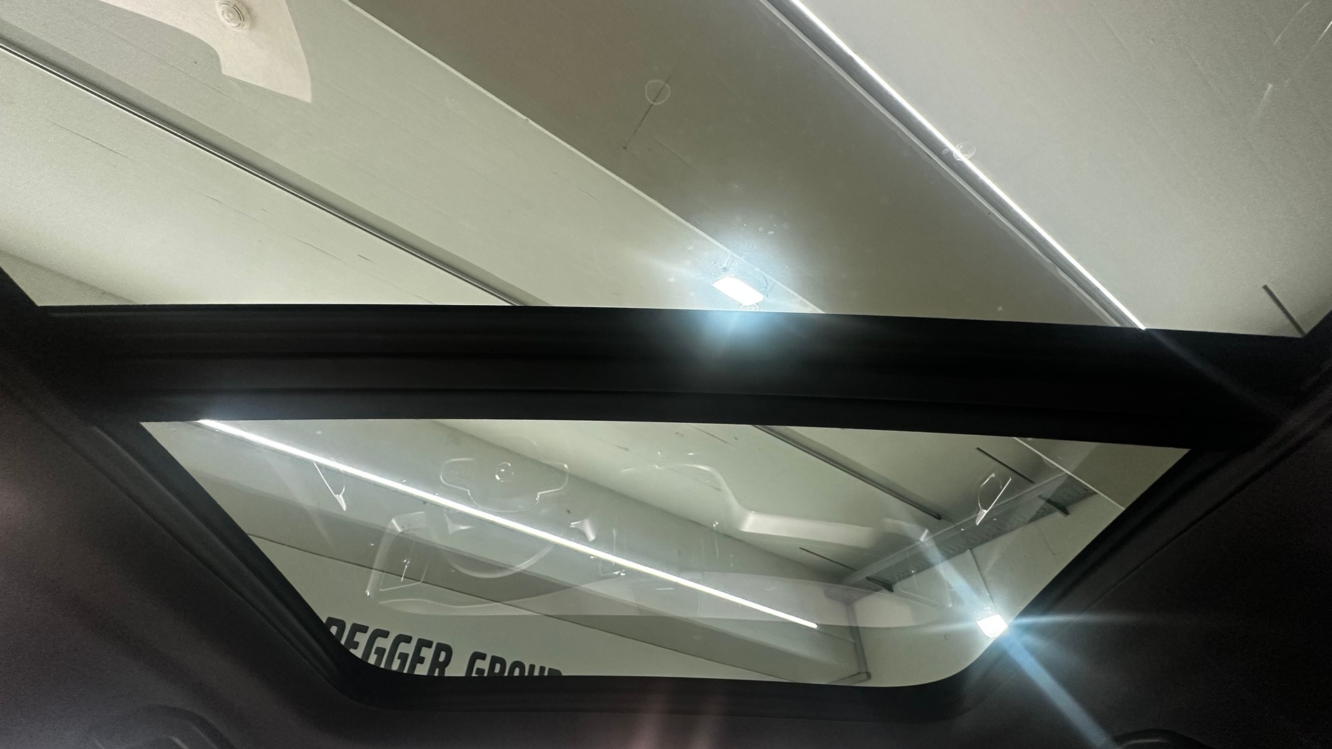 VOLVO XC60 2.0 T6 TE R-Design eAWD-image-9