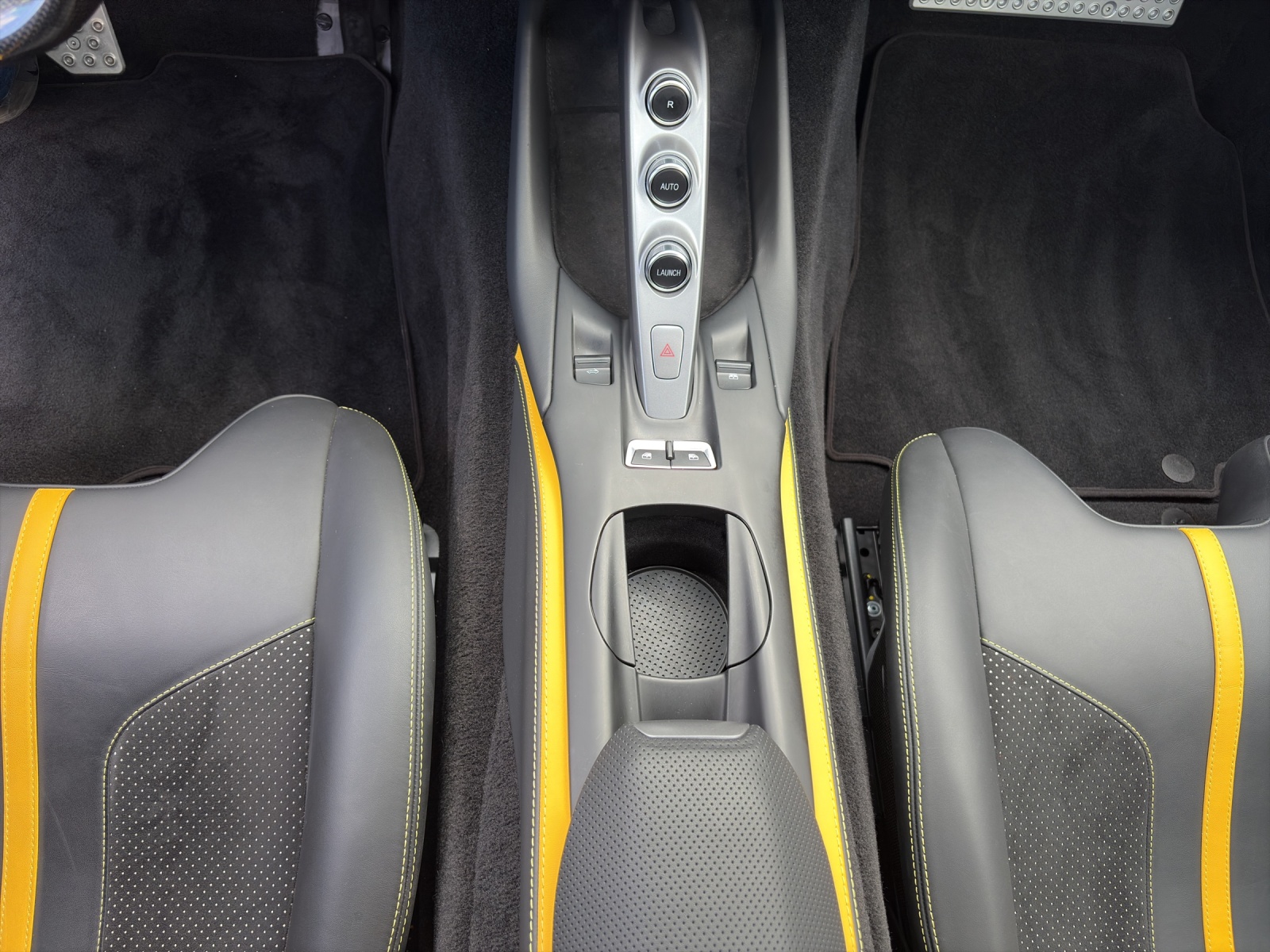 FERRARI 812 GTS-image-21
